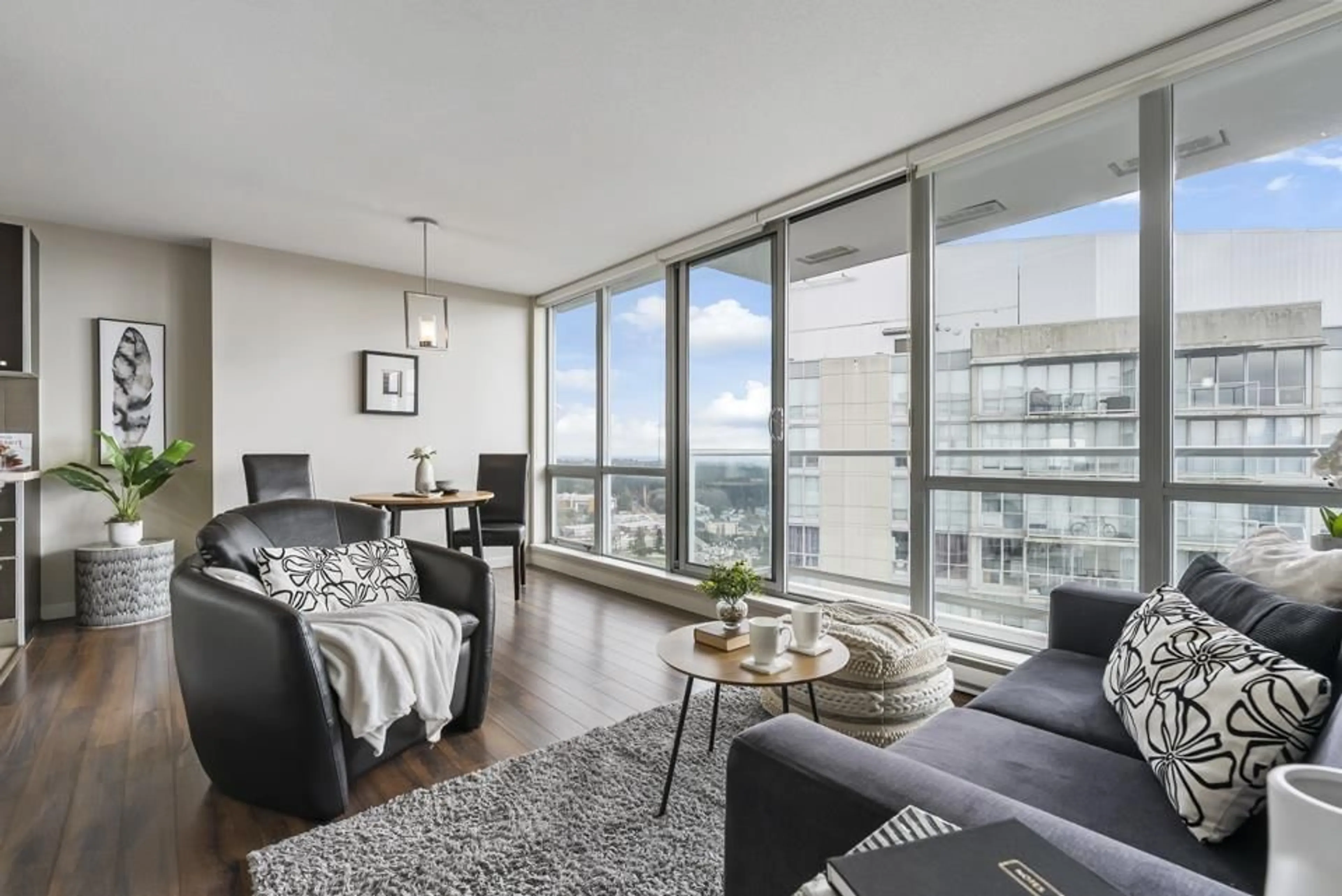 Living room with furniture, unknown for 3510 - 13688 100, Surrey British Columbia V3T0G5