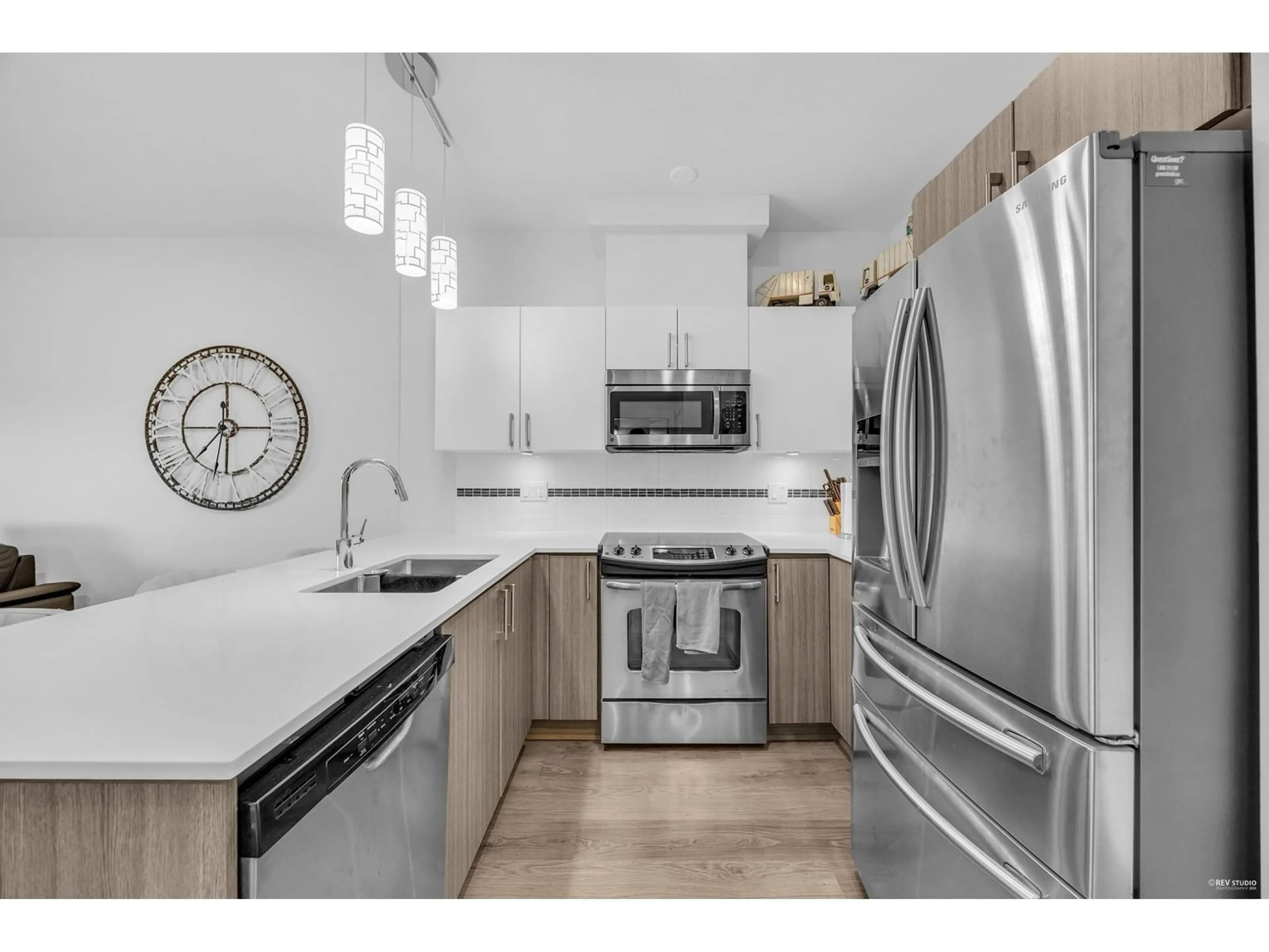 Open concept kitchen, unknown for 405 - 8733 160, Surrey British Columbia V4N6P9