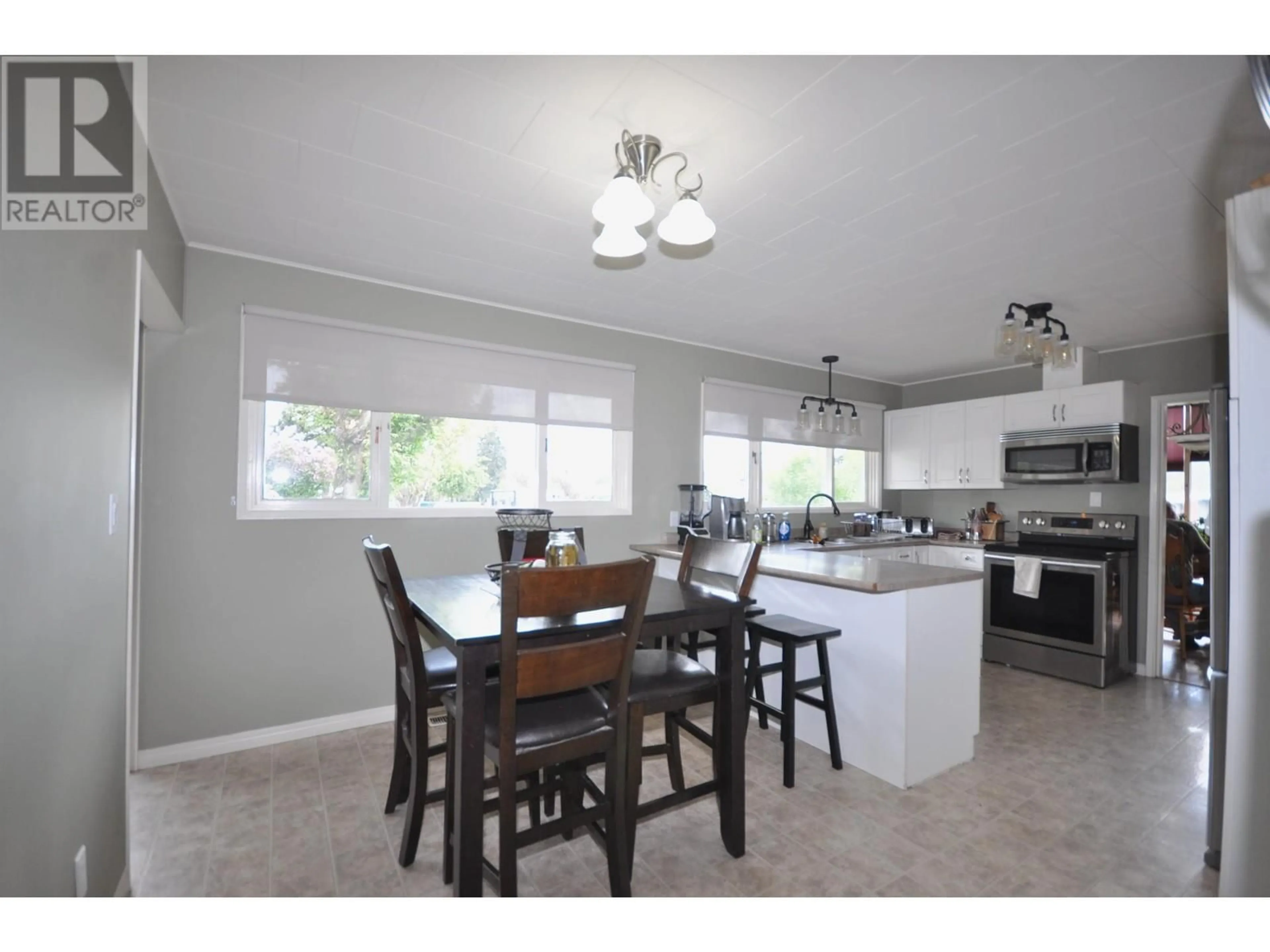 Open concept kitchen, unknown for 648 9TH AVENUE, Williams Lake British Columbia V2G2K6