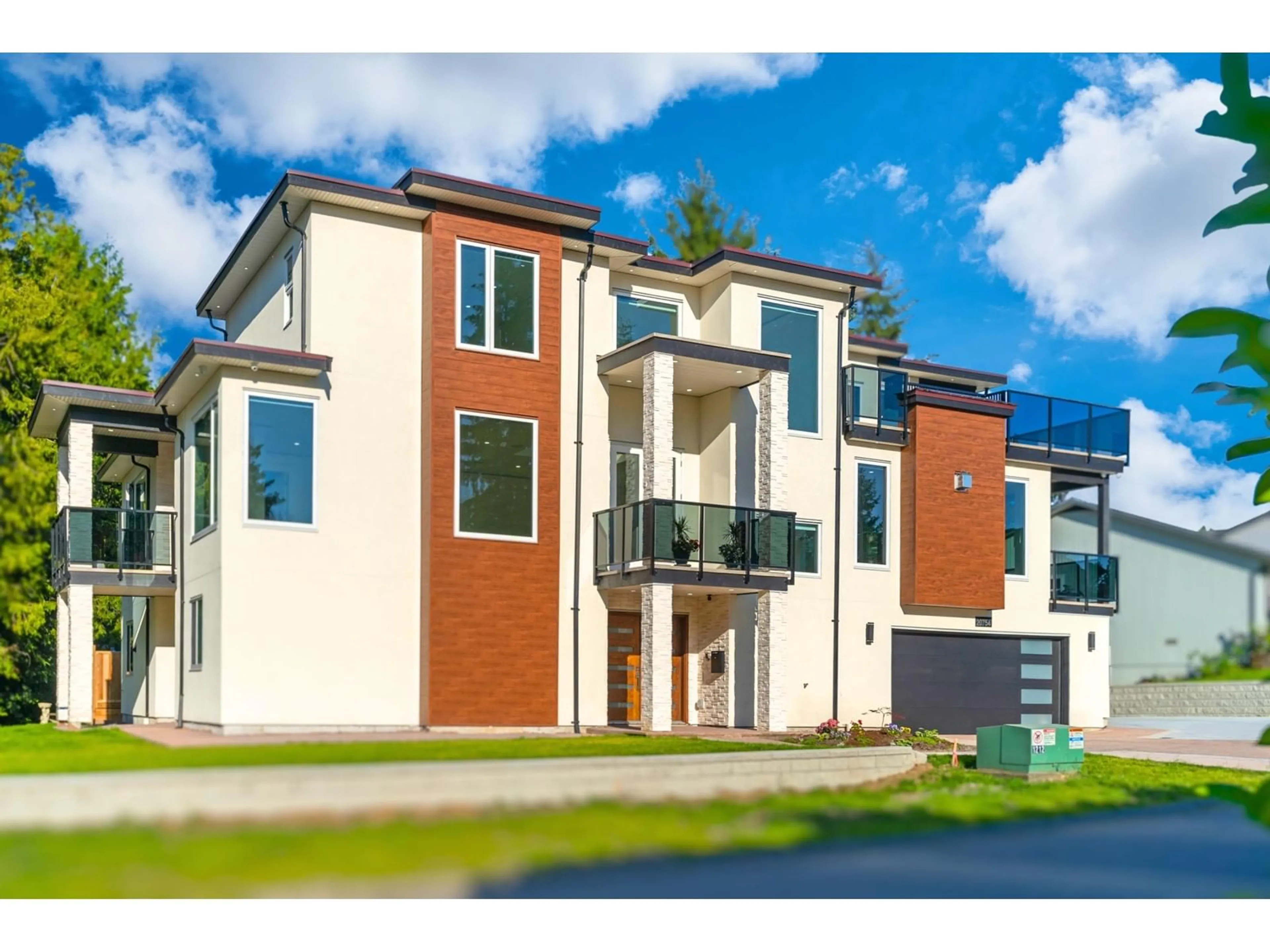 Home with brick exterior material, street for 20754 48, Langley British Columbia V3A3L8