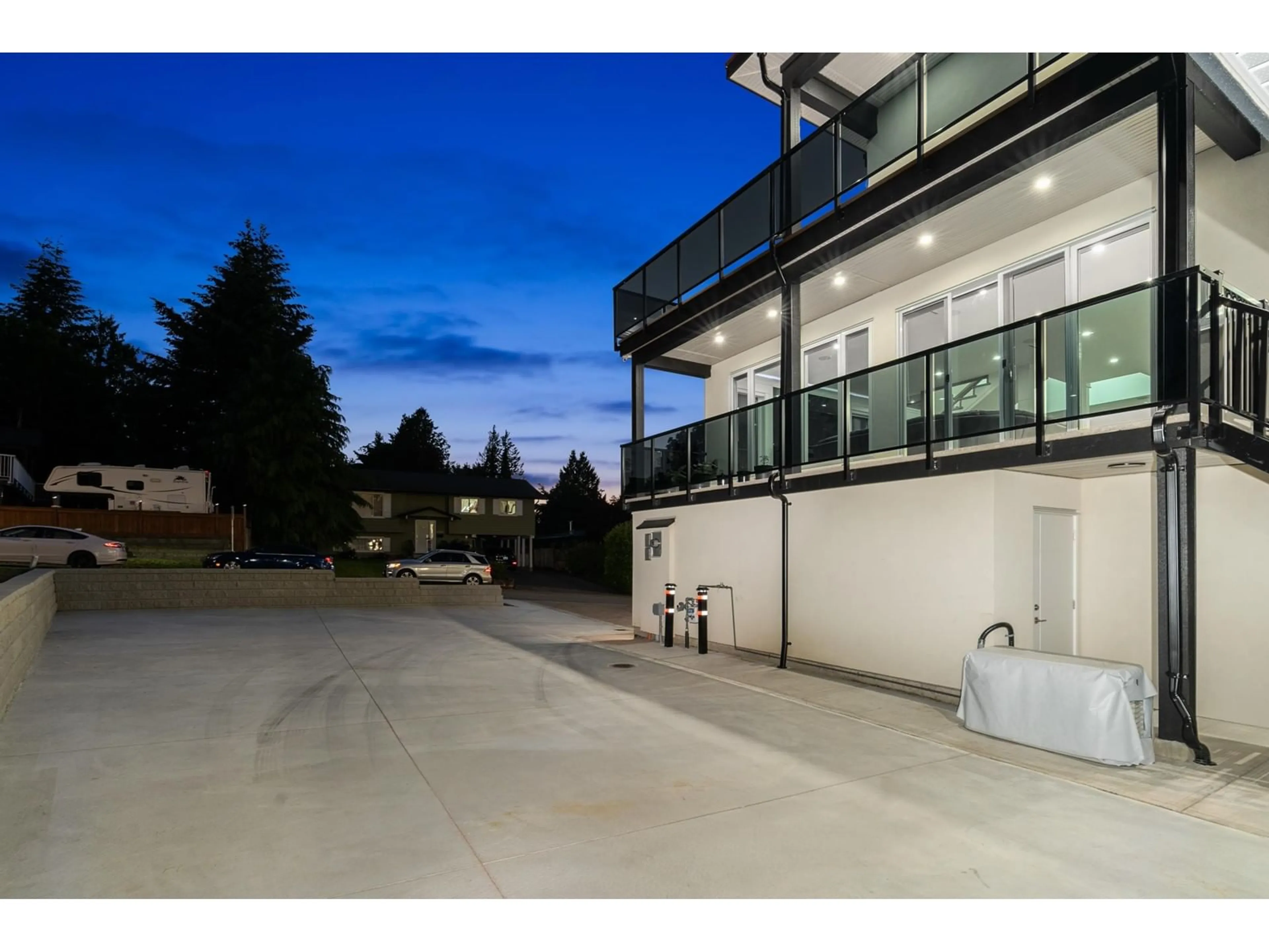 Patio, unknown for 20754 48, Langley British Columbia V3A3L8