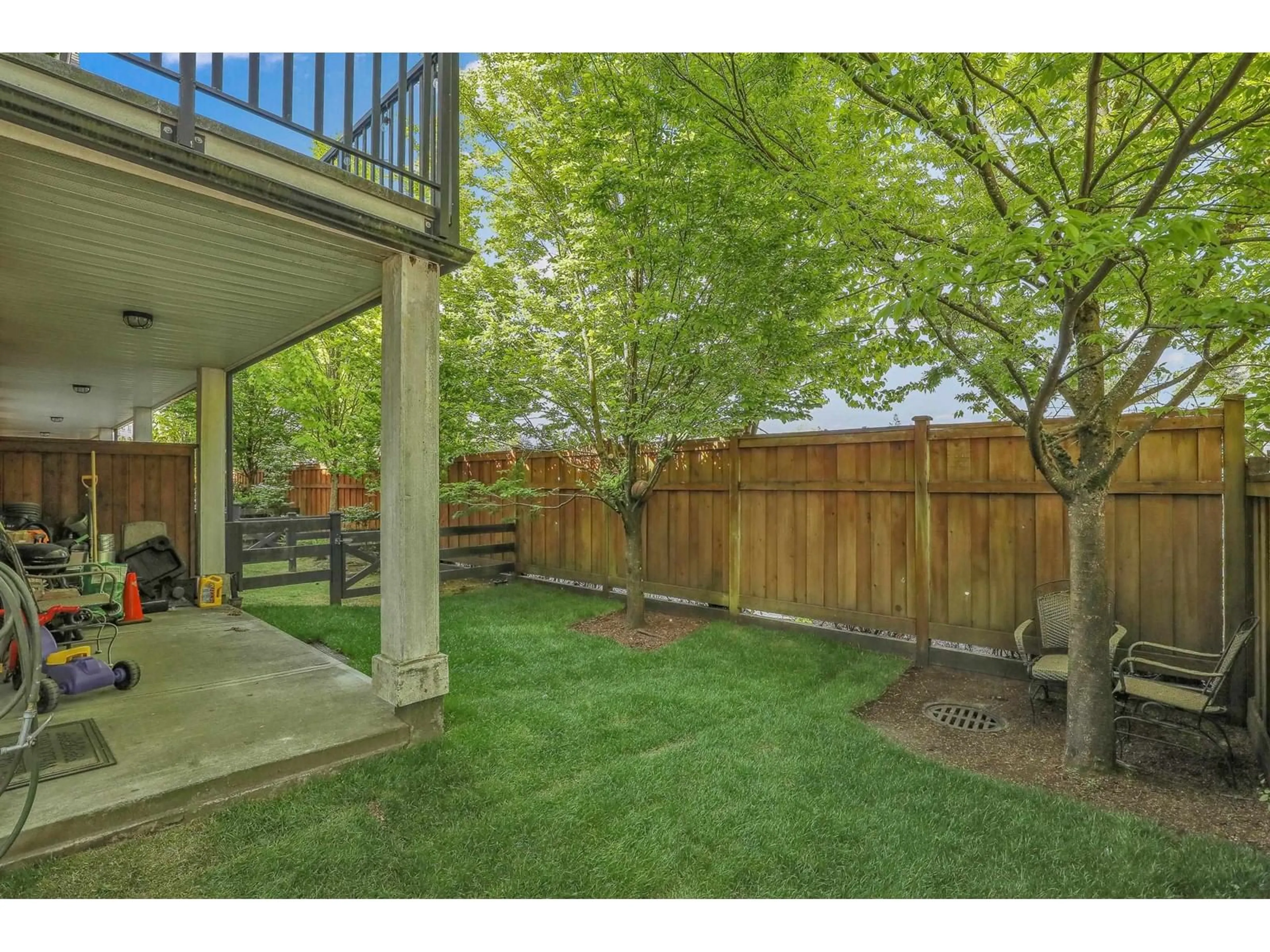 Patio, unknown for 19 - 8713 158, Surrey British Columbia V4N1G9