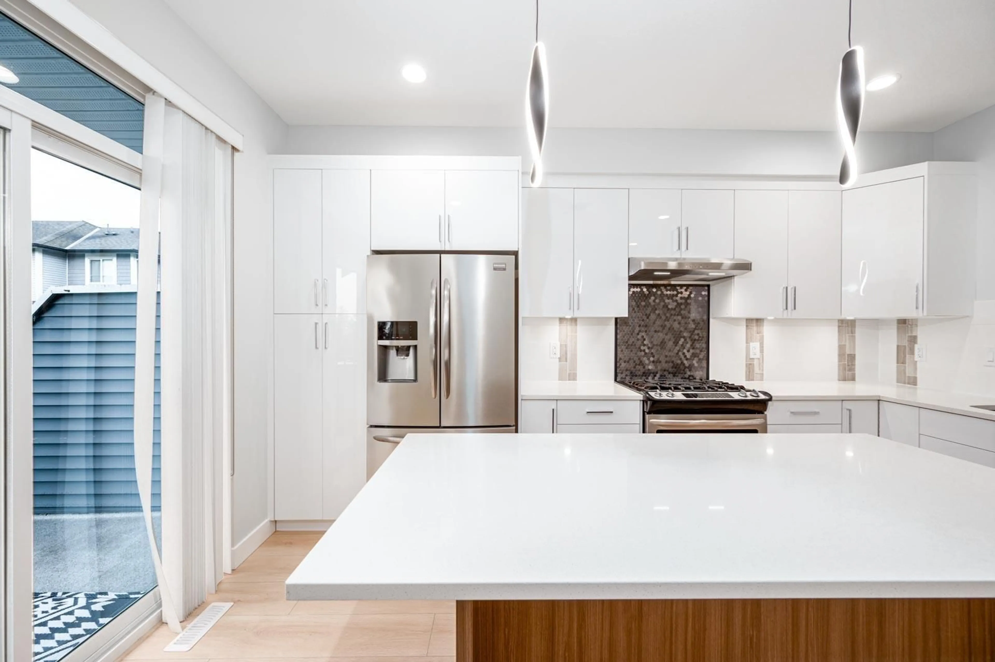 Contemporary kitchen, unknown for 17 - 7157 210, Langley British Columbia V2Y0T3
