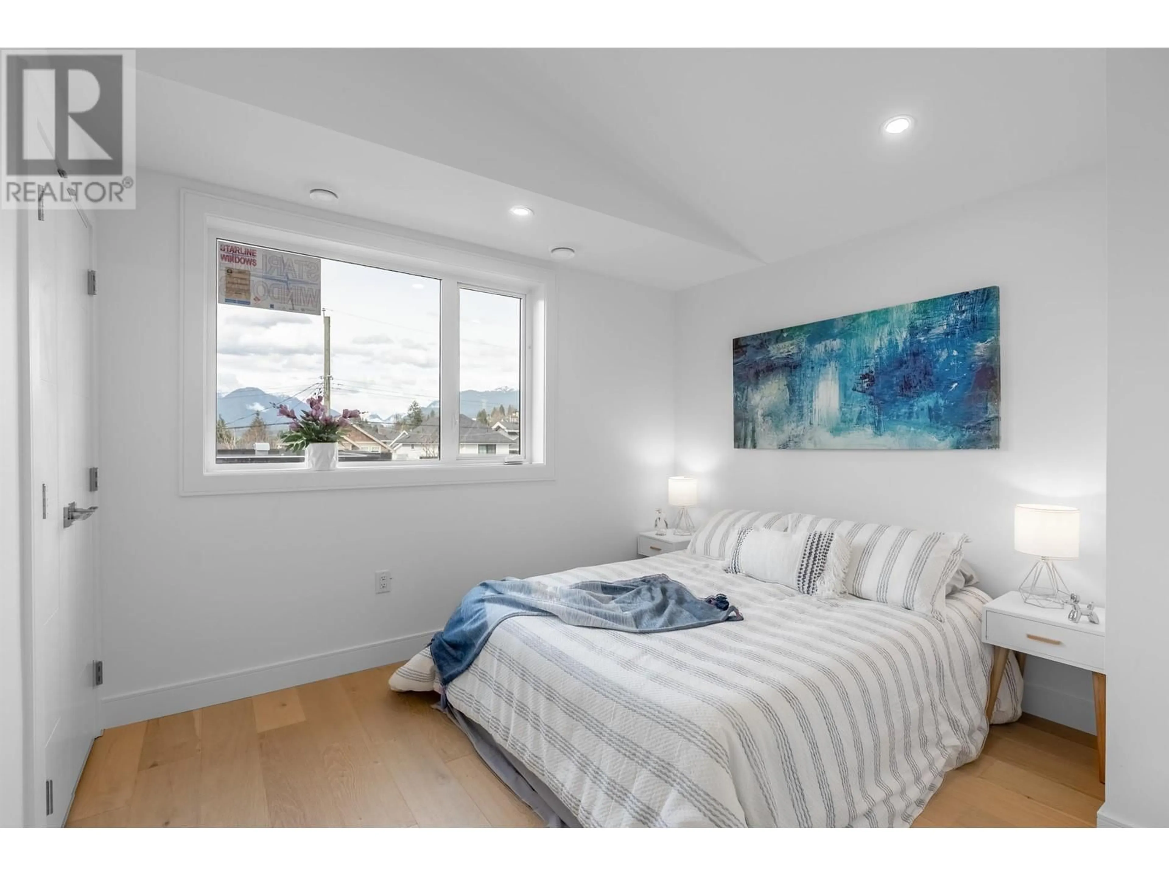 Bedroom with bed, unknown for 3511 TRIUMPH STREET, Vancouver British Columbia V5K1V2