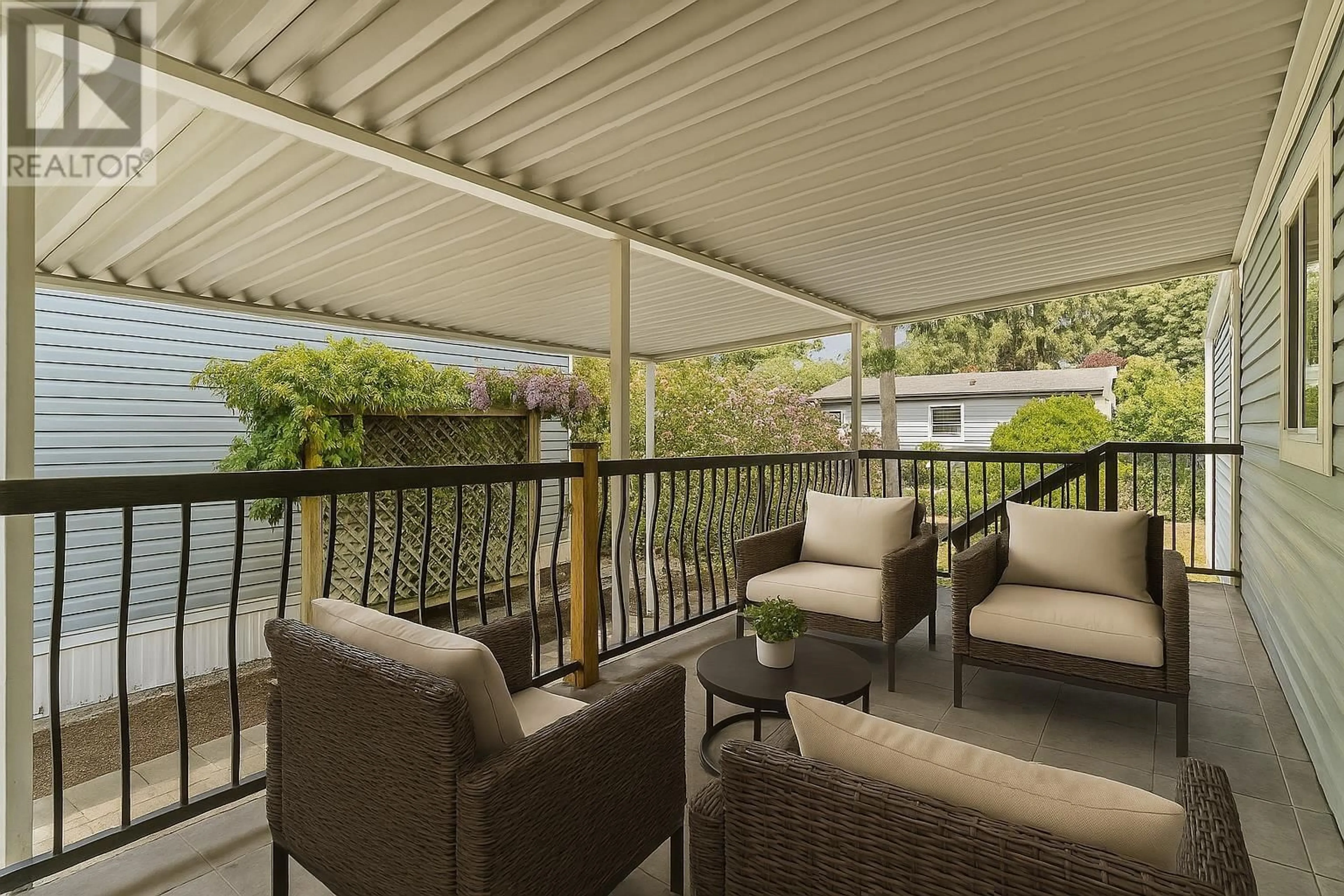 Patio, water/lake/river/ocean view for 72 - 145 KING EDWARD STREET, Coquitlam British Columbia V3K6L4