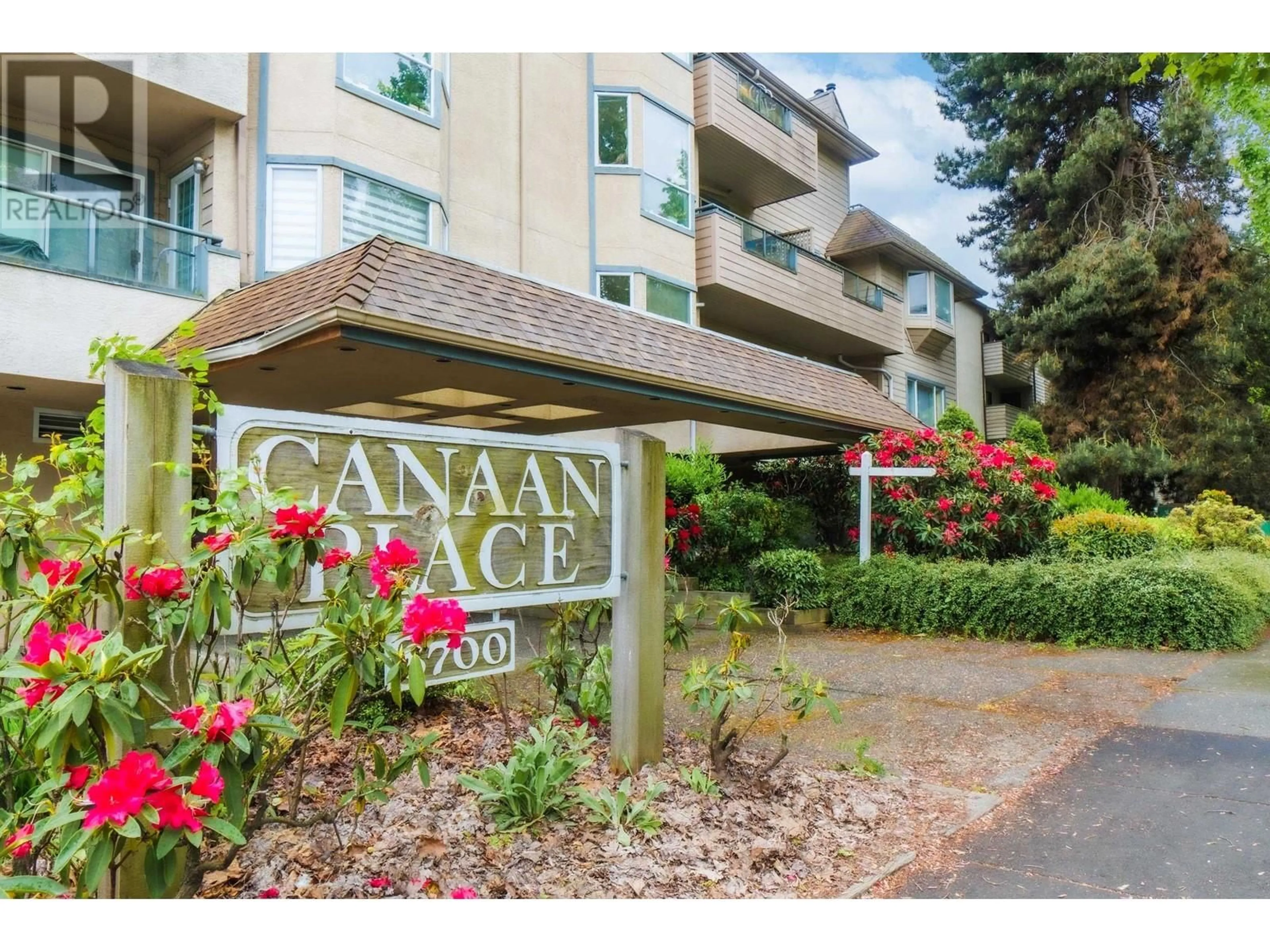 Indoor foyer for 105 - 8700 WESTMINSTER HIGHWAY, Richmond British Columbia V6X1A8
