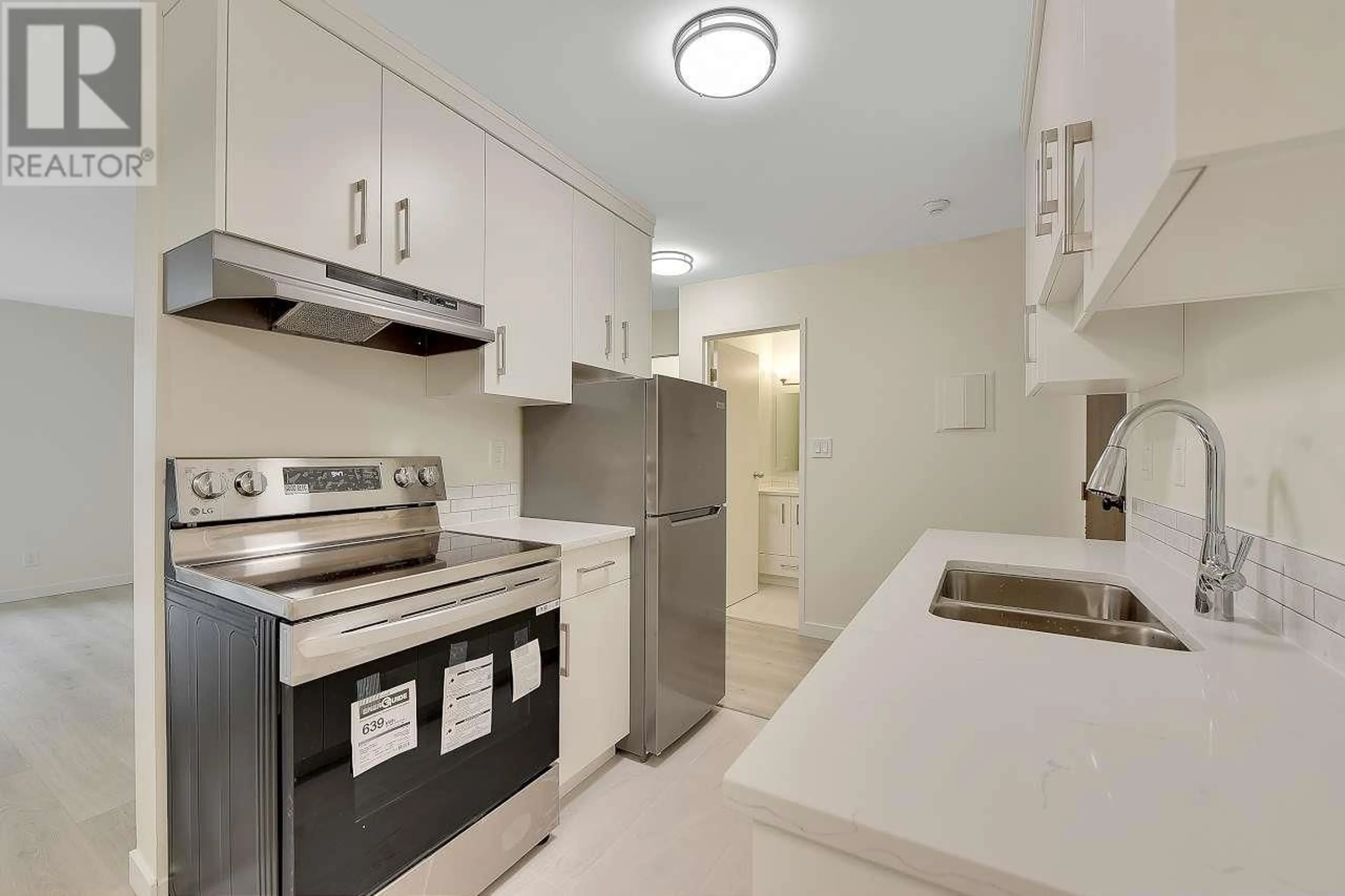 Standard kitchen, unknown for 307 - 1103 HOWIE AVENUE, Coquitlam British Columbia V3J1T9