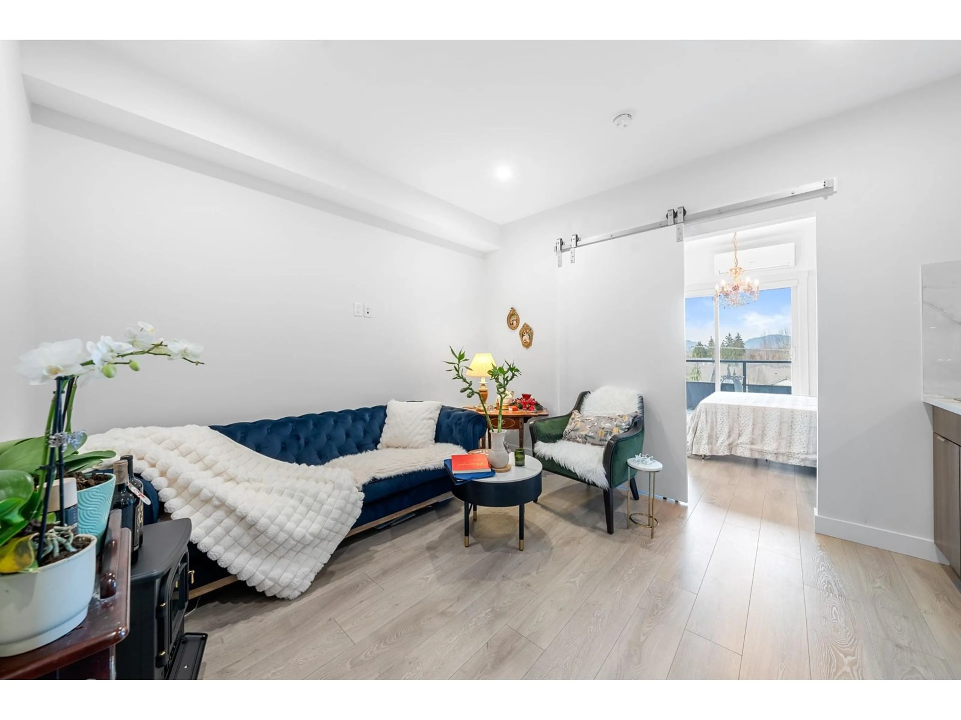 Living room with furniture, unknown for B414 - 14438 72, Surrey British Columbia V3S0B6