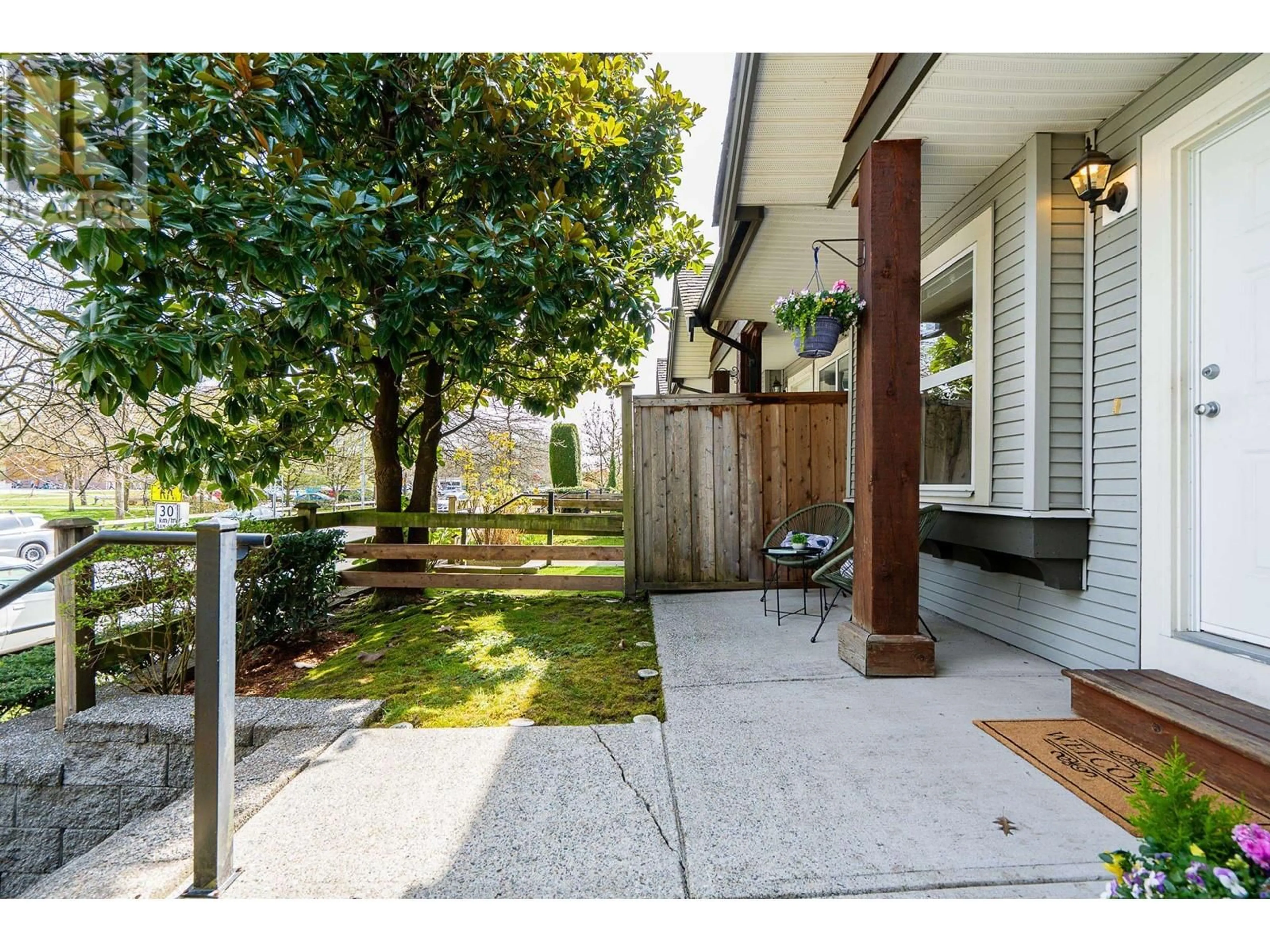 Patio, street for 70 - 1055 RIVERWOOD GATE, Port Coquitlam British Columbia V3B8C3