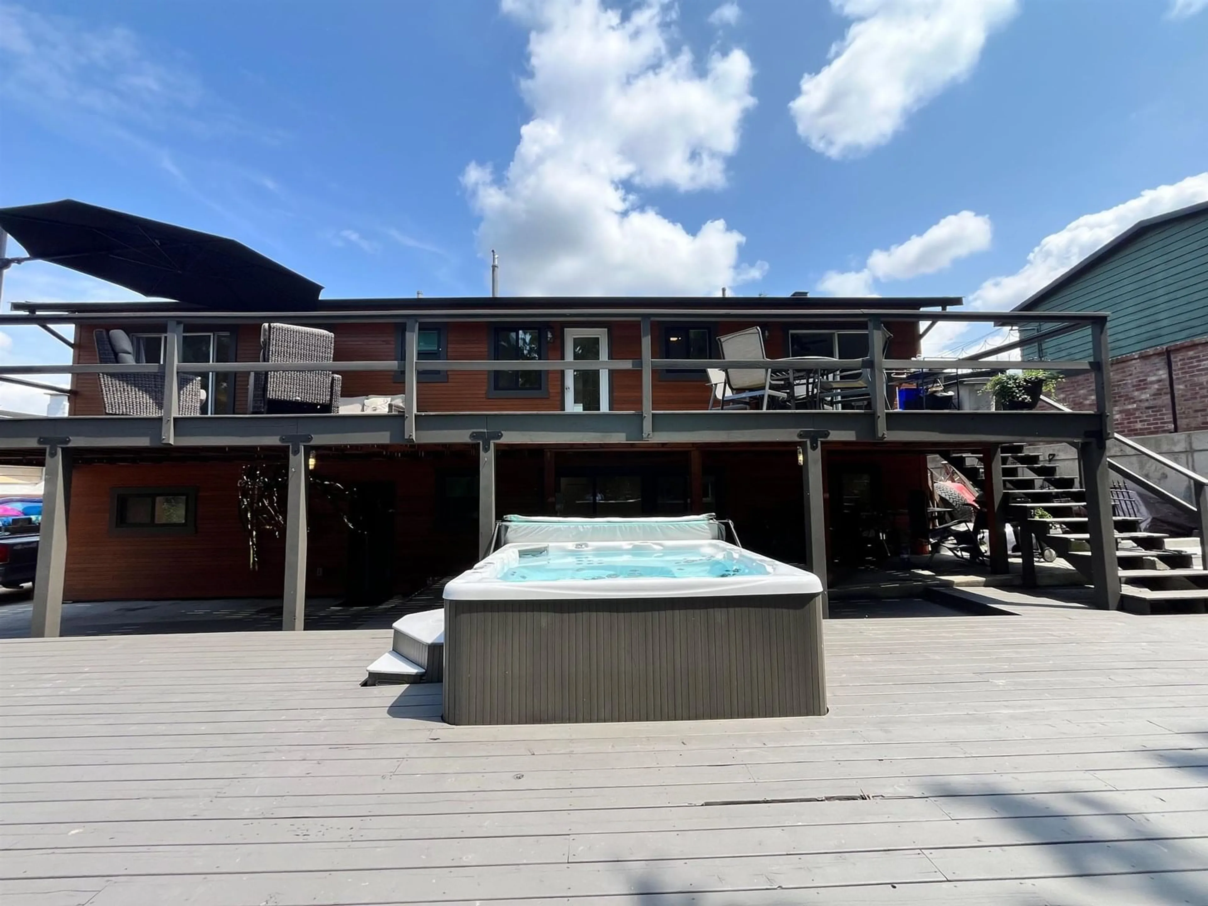 Pool for 11285 133A, Surrey British Columbia V3R2Y8