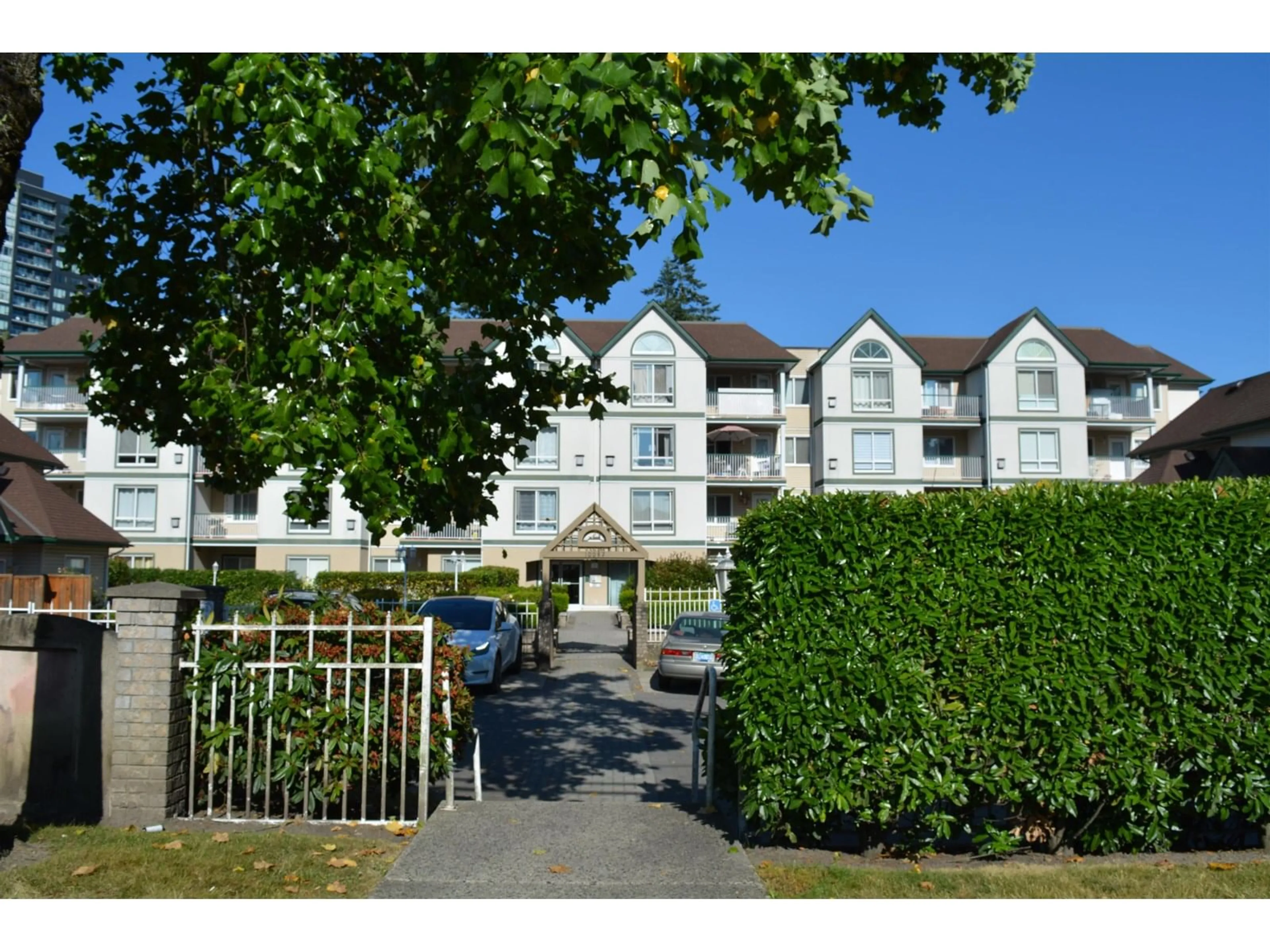 A pic from outside/outdoor area/front of a property/back of a property/a pic from drone, street for 110 - 10082 132, Surrey British Columbia V3T5V3