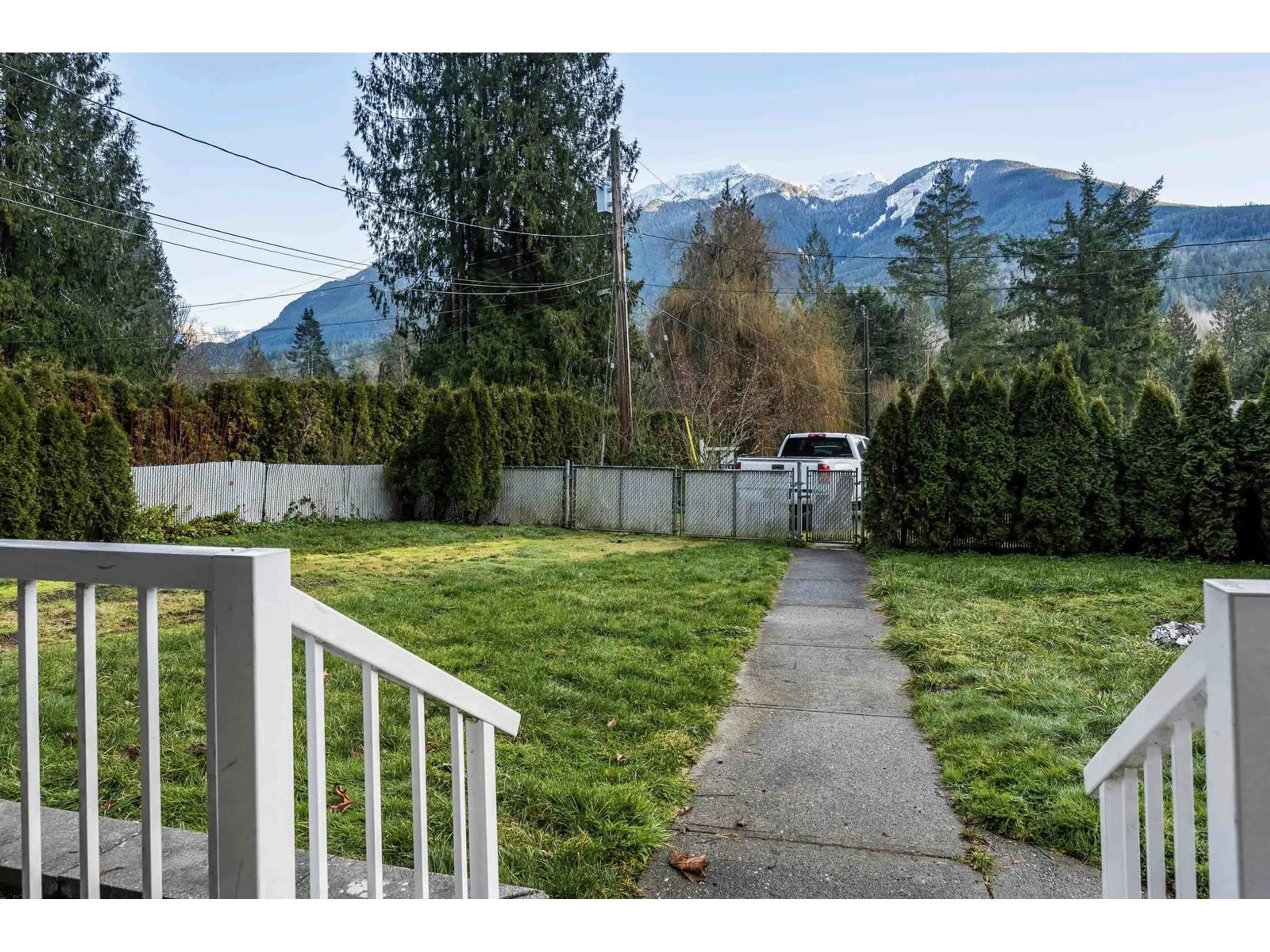 A pic from outside/outdoor area/front of a property/back of a property/a pic from drone, mountain view for 50765 MOUNTVIEW ROAD, Sardis - Chwk River Valley British Columbia V4Z1B5