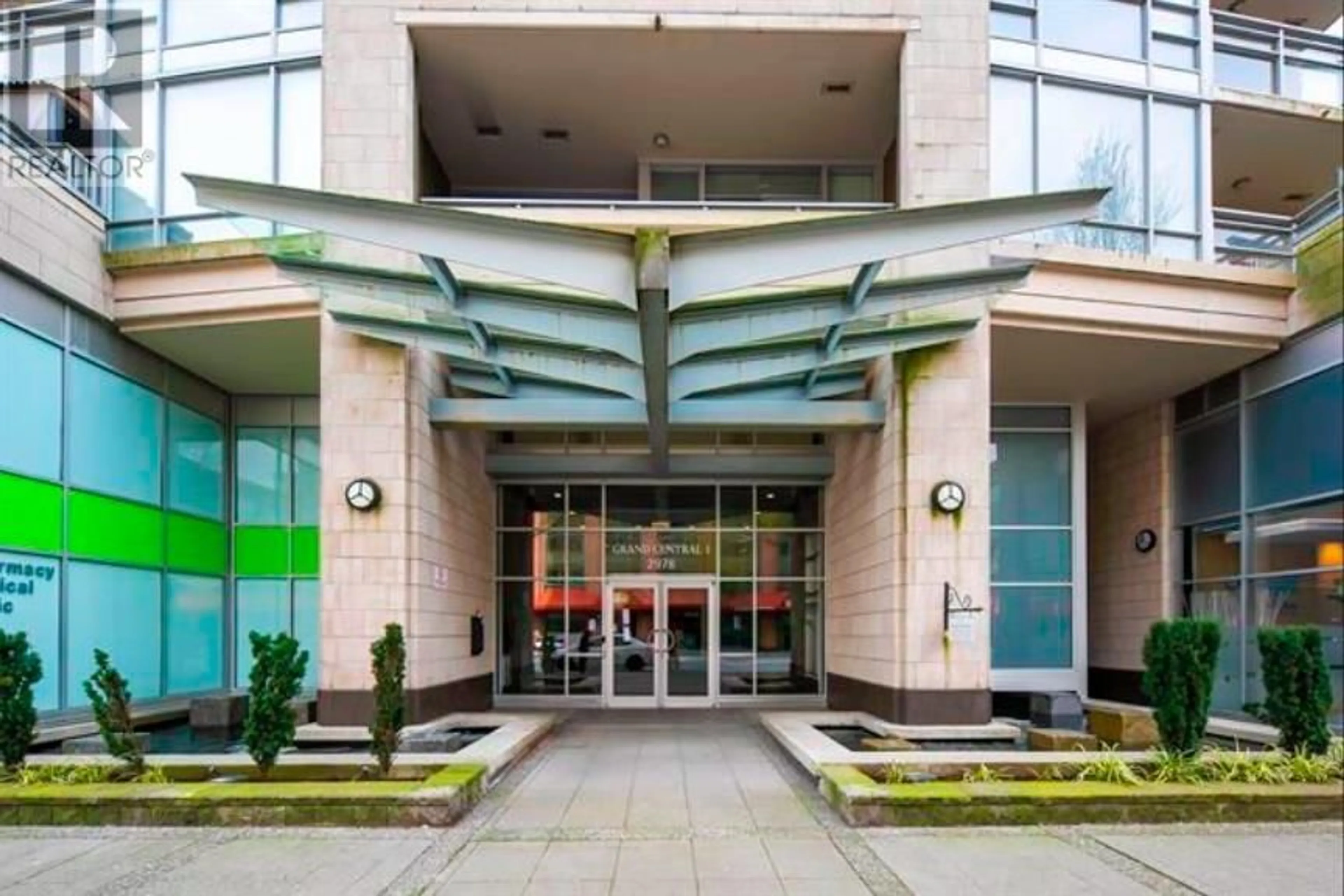 Lobby for 1710 - 2978 GLEN DRIVE, Coquitlam British Columbia V3B0C3