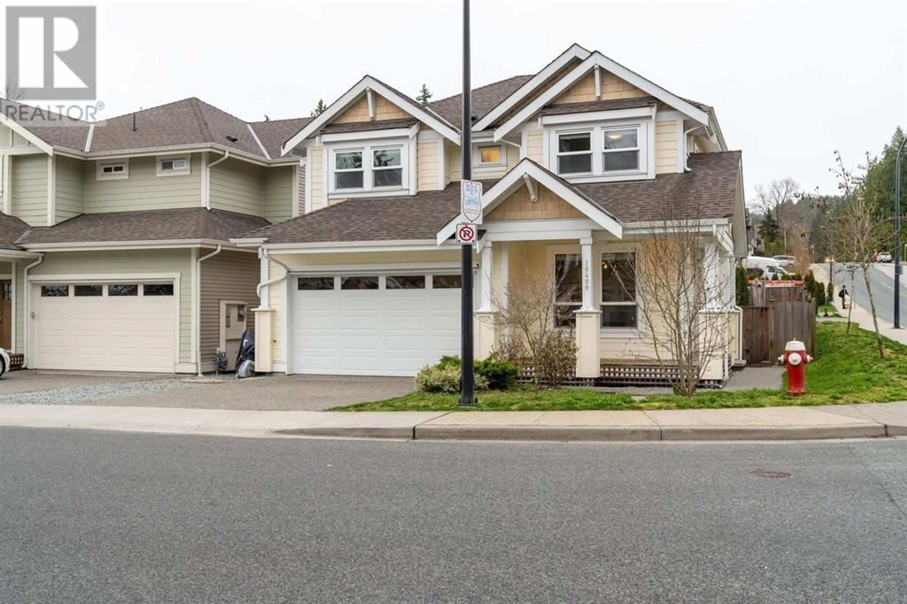 Home with vinyl exterior material, street for 10408 243 STREET, Maple Ridge British Columbia V2W0G7