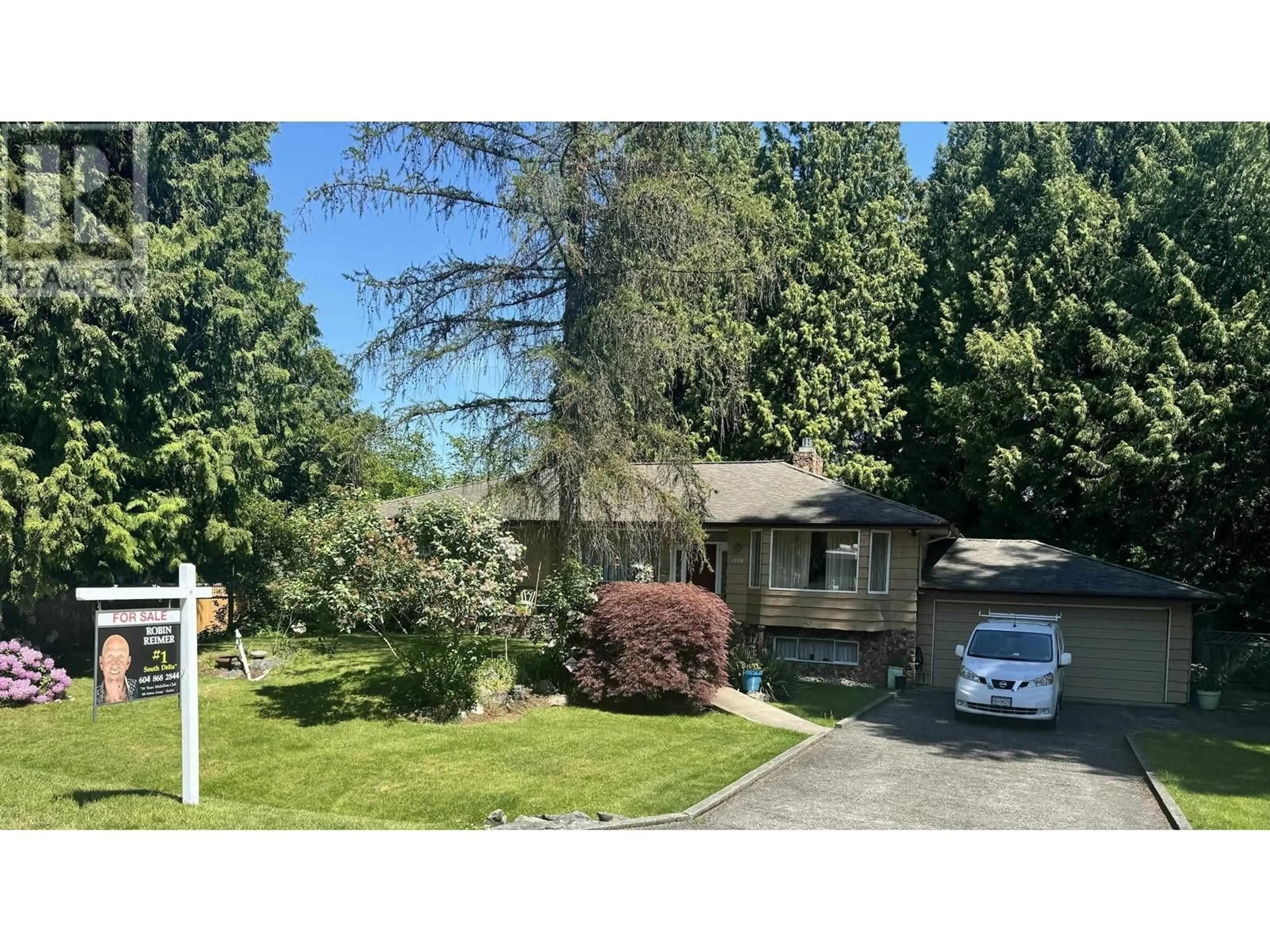 A pic from outside/outdoor area/front of a property/back of a property/a pic from drone, street for 1520 54 STREET, Delta British Columbia V4M3H5