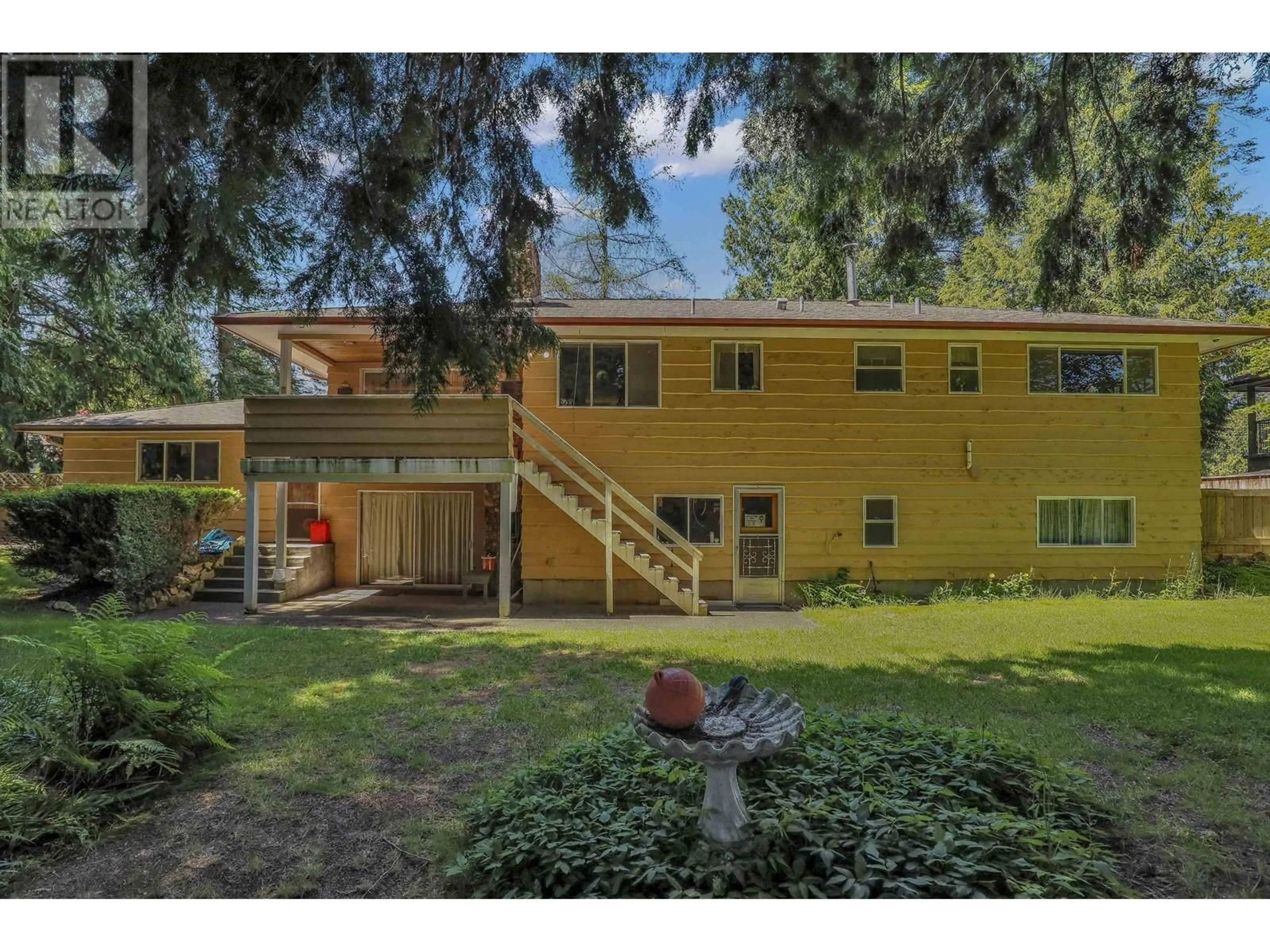 A pic from outside/outdoor area/front of a property/back of a property/a pic from drone, unknown for 1520 54 STREET, Delta British Columbia V4M3H5