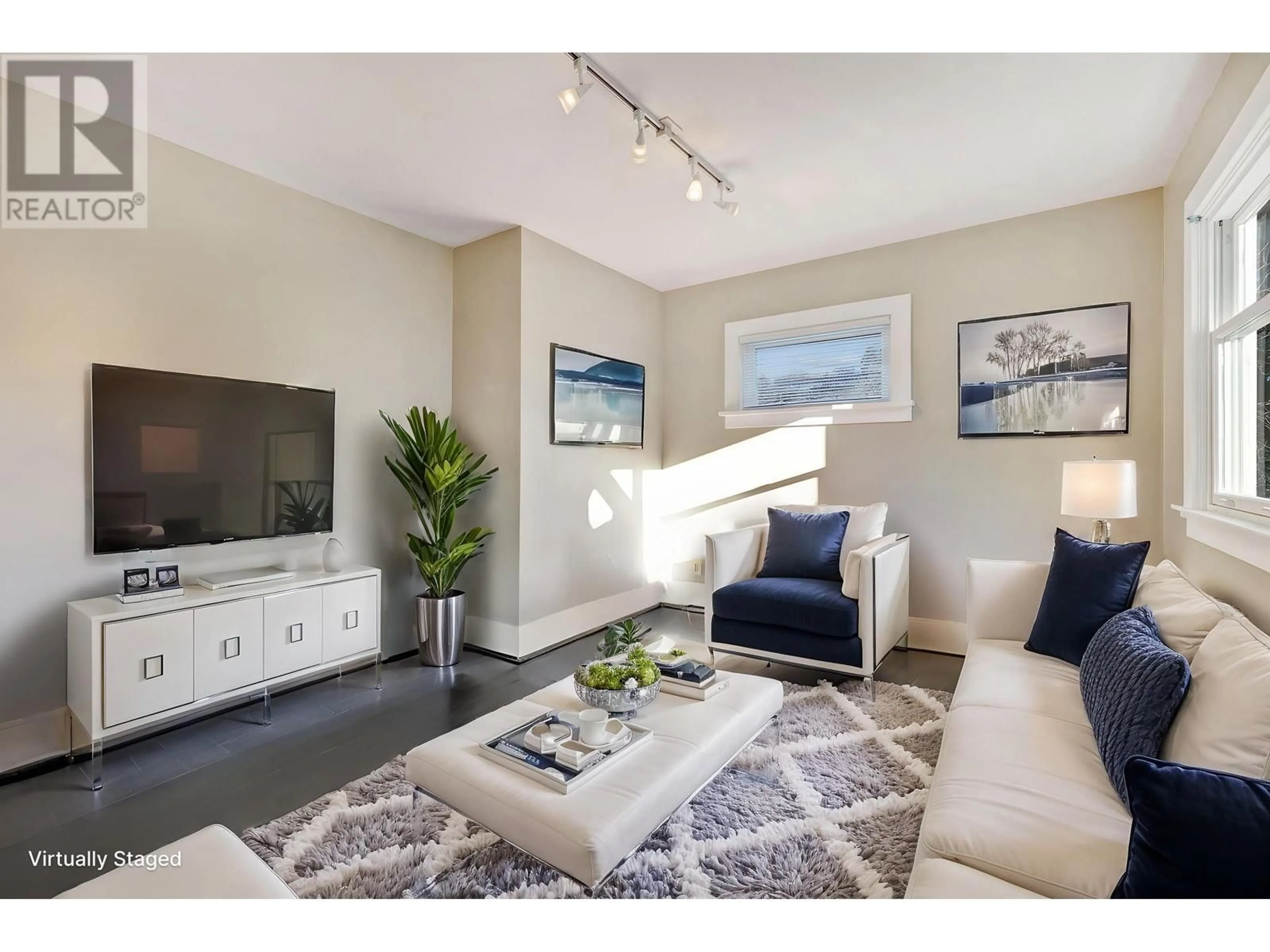 Living room with furniture, unknown for 805 LONGLAC STREET, Coquitlam British Columbia V3J5J7