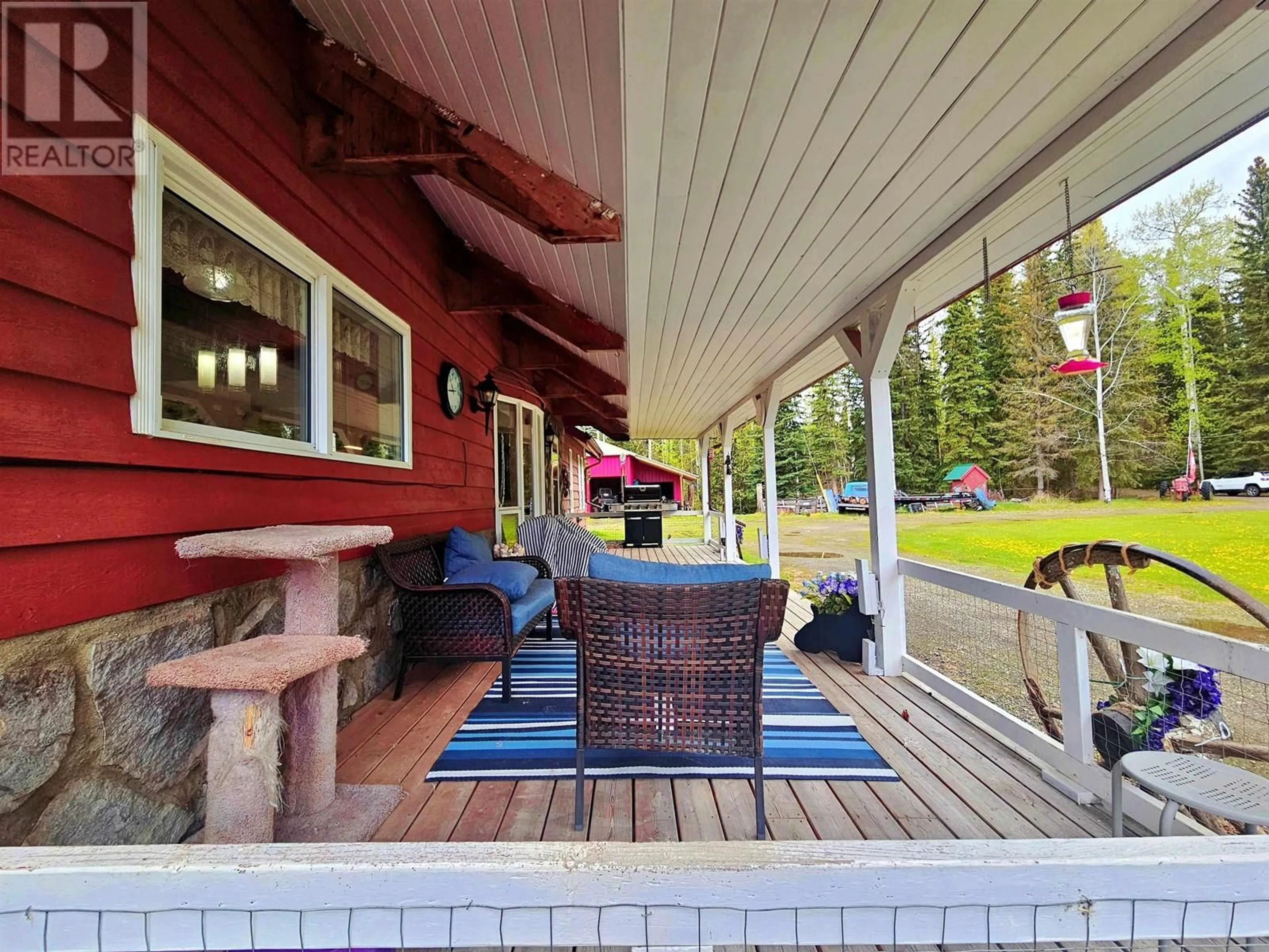 Patio, street for 571 YETTA ROAD, Quesnel British Columbia V2J3H9
