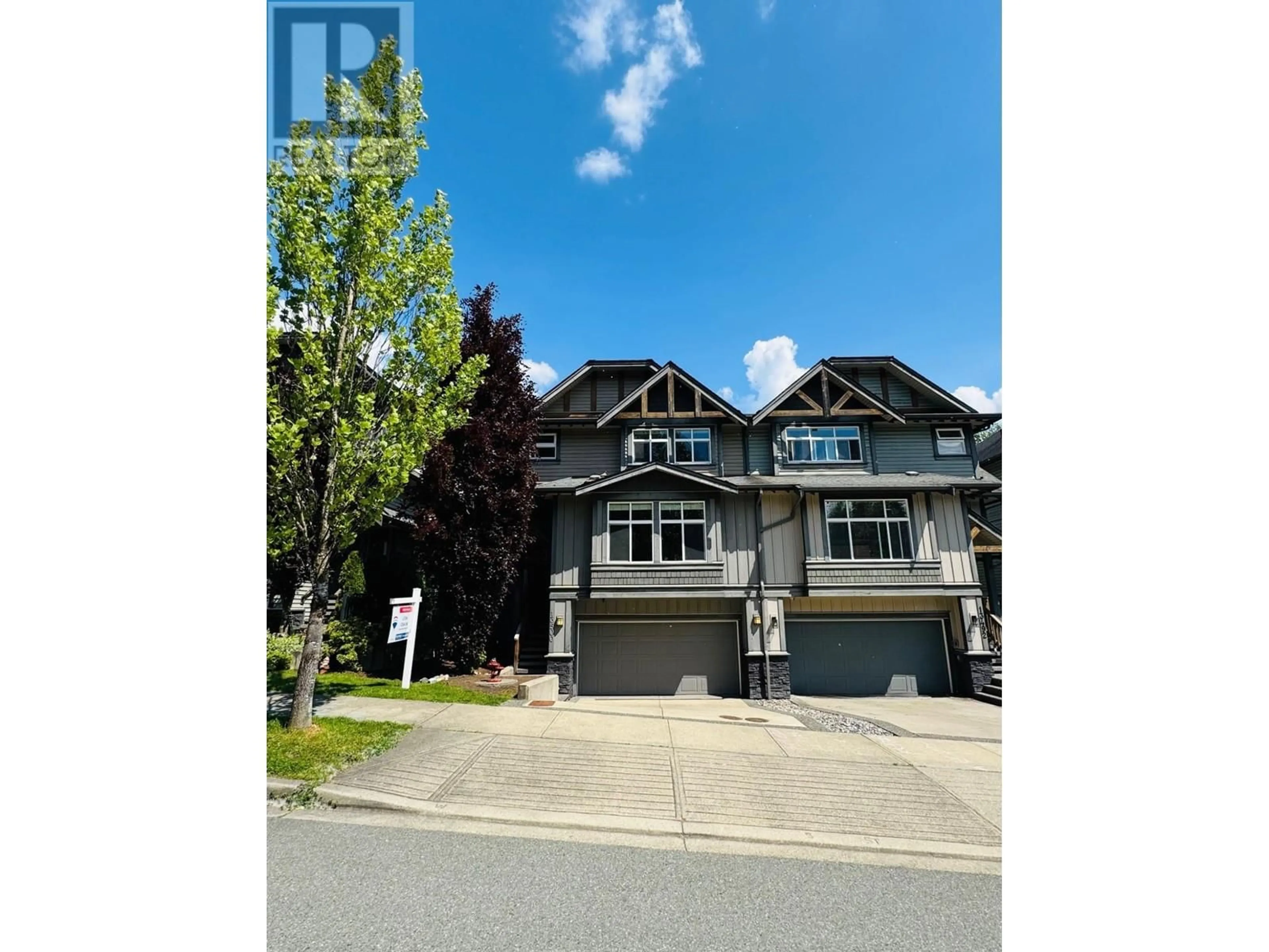 A pic from outside/outdoor area/front of a property/back of a property/a pic from drone, street for 13500 229 LOOP, Maple Ridge British Columbia V4R0E5