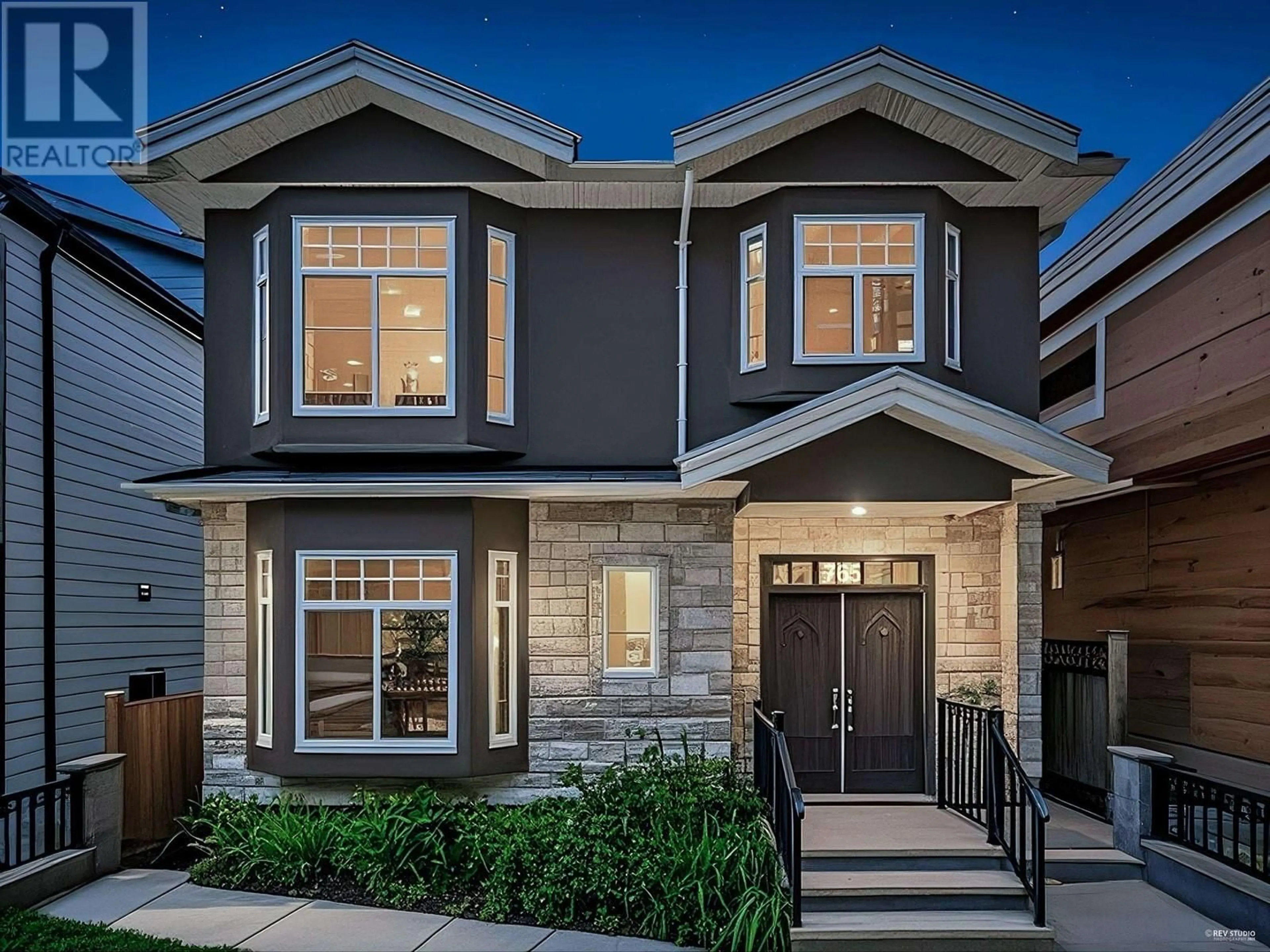 Home with vinyl exterior material, street for 765 SKEENA STREET, Vancouver British Columbia V5K4P4