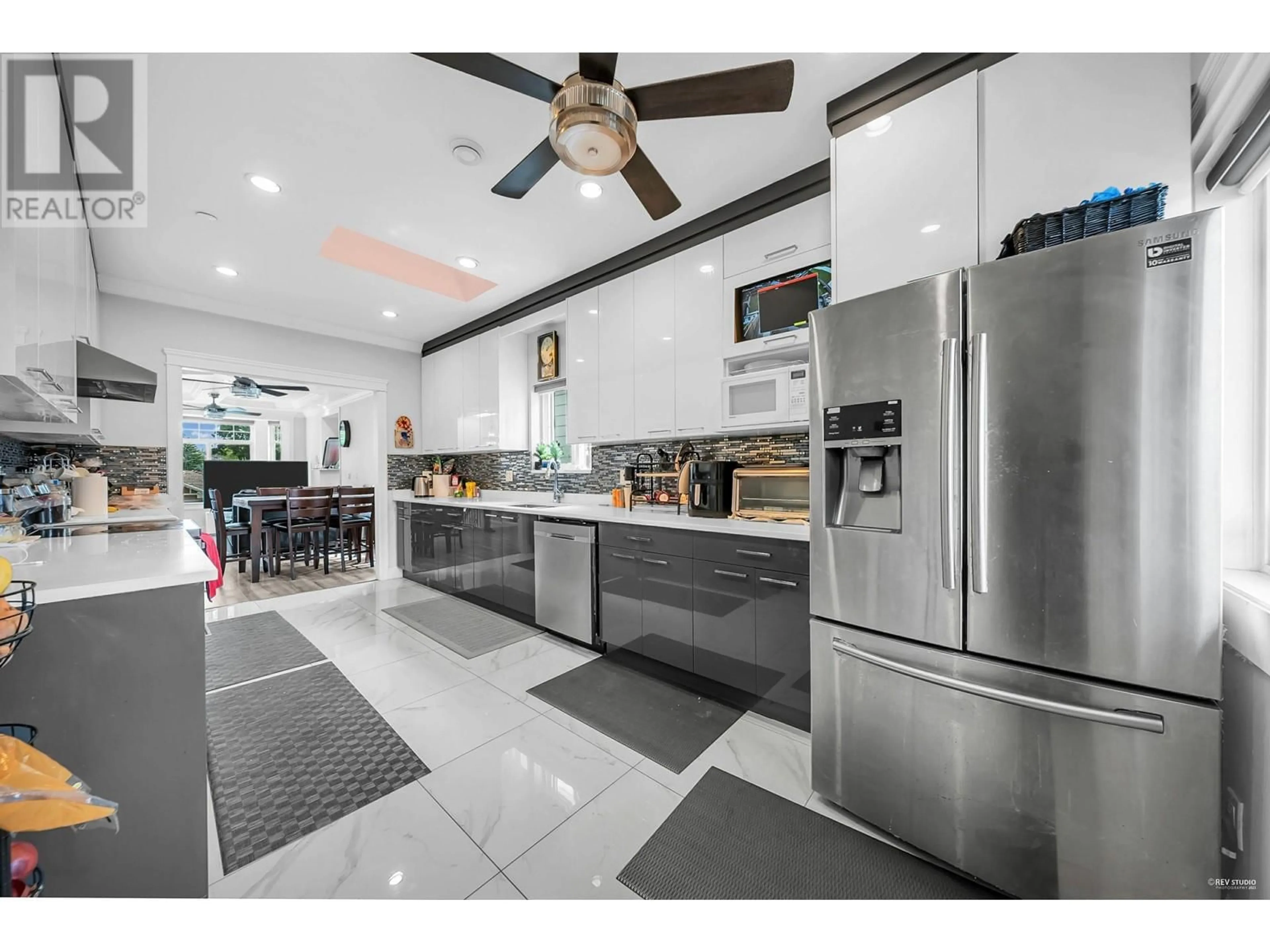Contemporary kitchen, ceramic/tile floor for 765 SKEENA STREET, Vancouver British Columbia V5K4P4