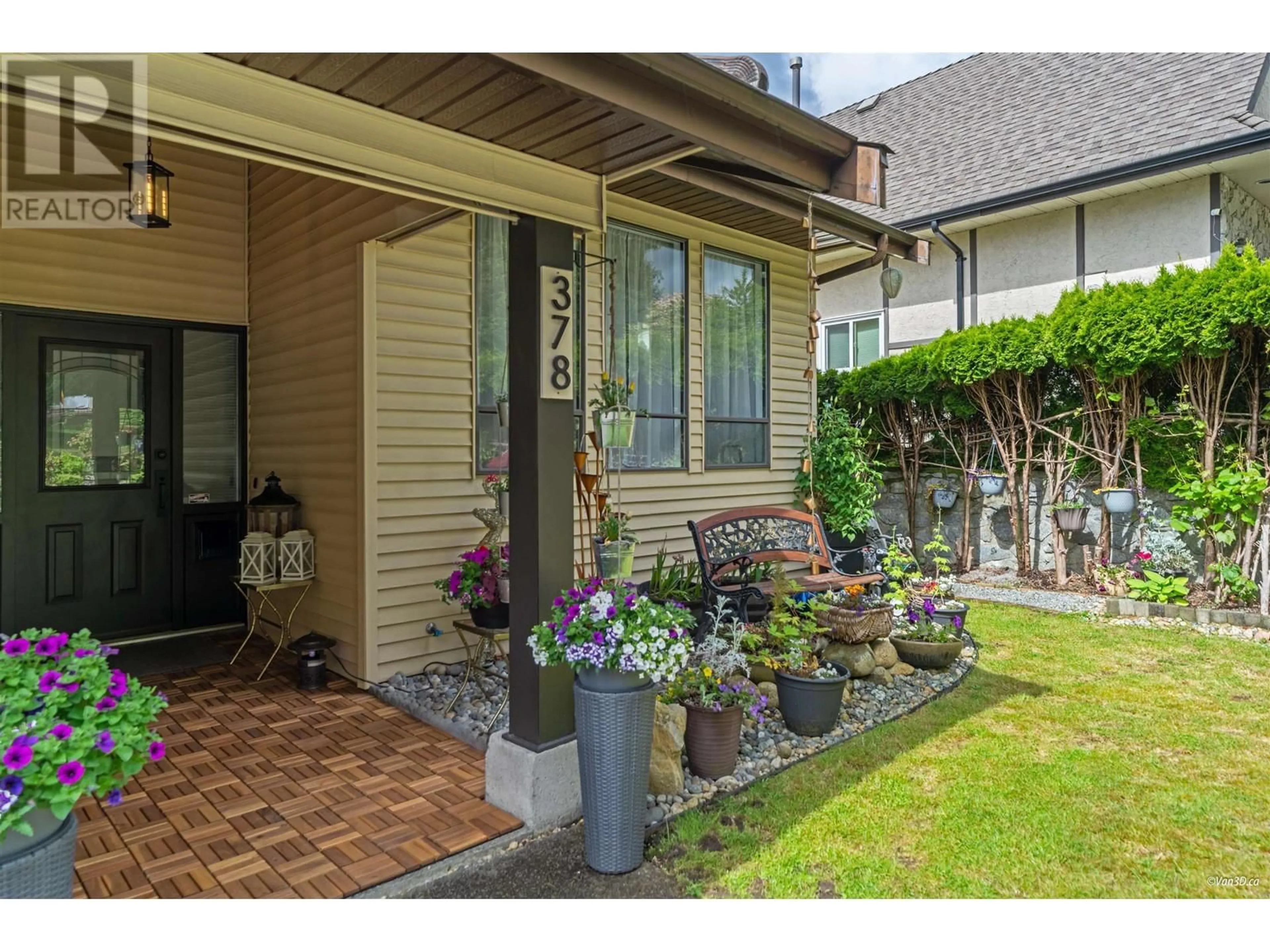 Indoor entryway for 378 BALFOUR DRIVE, Coquitlam British Columbia V3K6C5