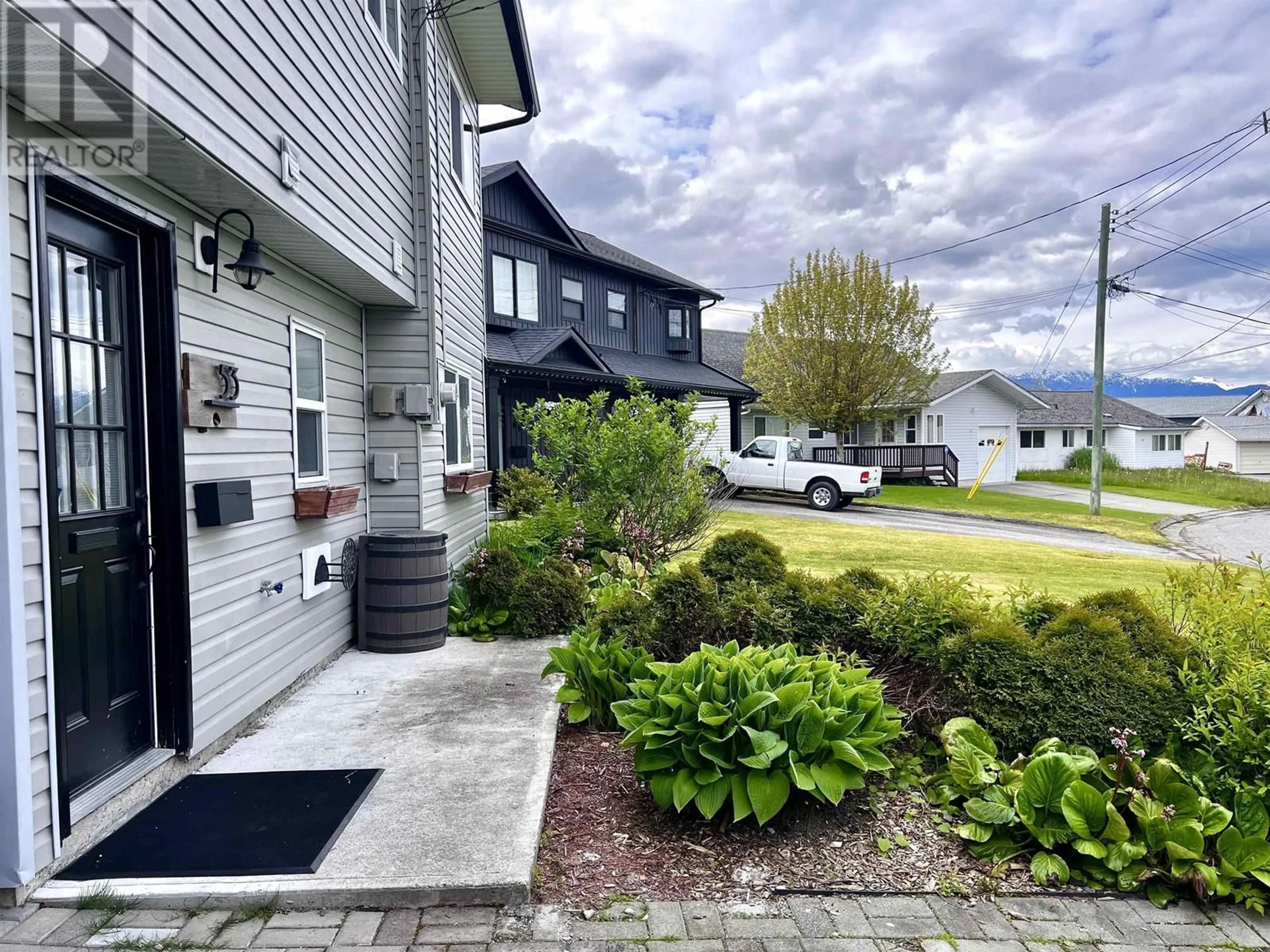 A pic from outside/outdoor area/front of a property/back of a property/a pic from drone, unknown for 53 TEAL STREET, Kitimat British Columbia V8C1K9
