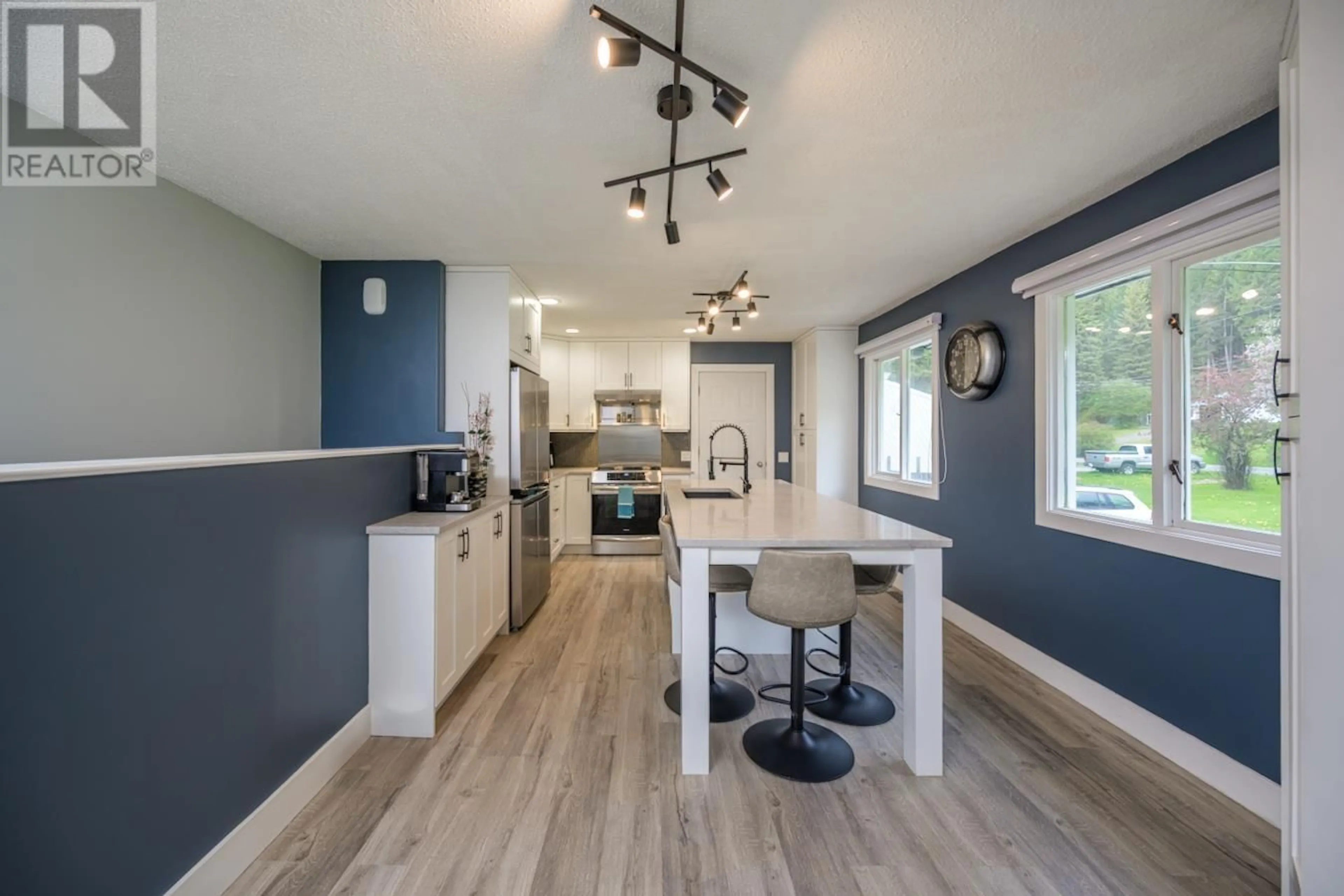 Open concept kitchen, unknown for 3545 MCLARTY CRESCENT, Prince George British Columbia V2K4Z3