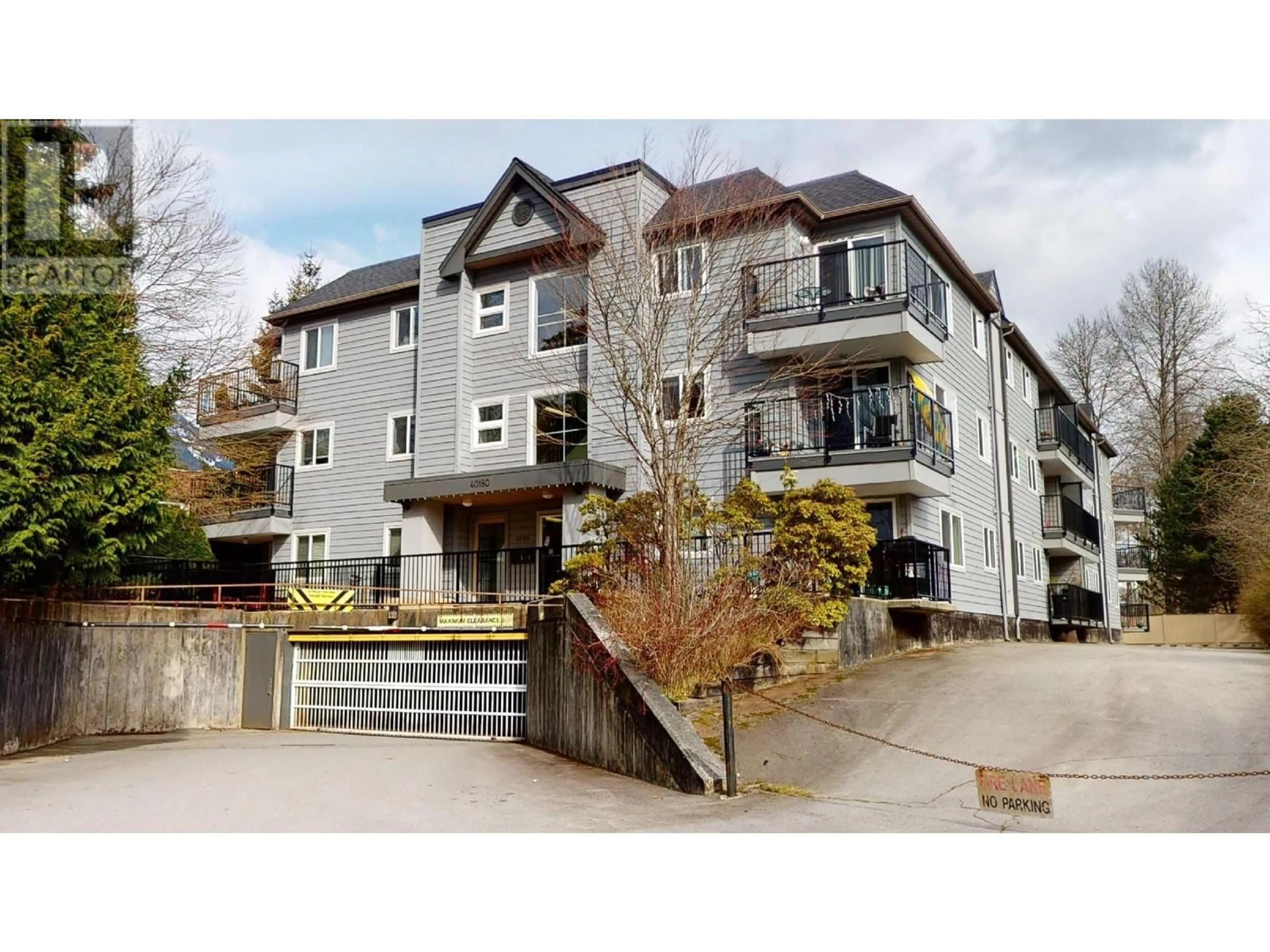 Unknown for 210 - 40180 WILLOW CRESCENT, Squamish British Columbia V8B0M3