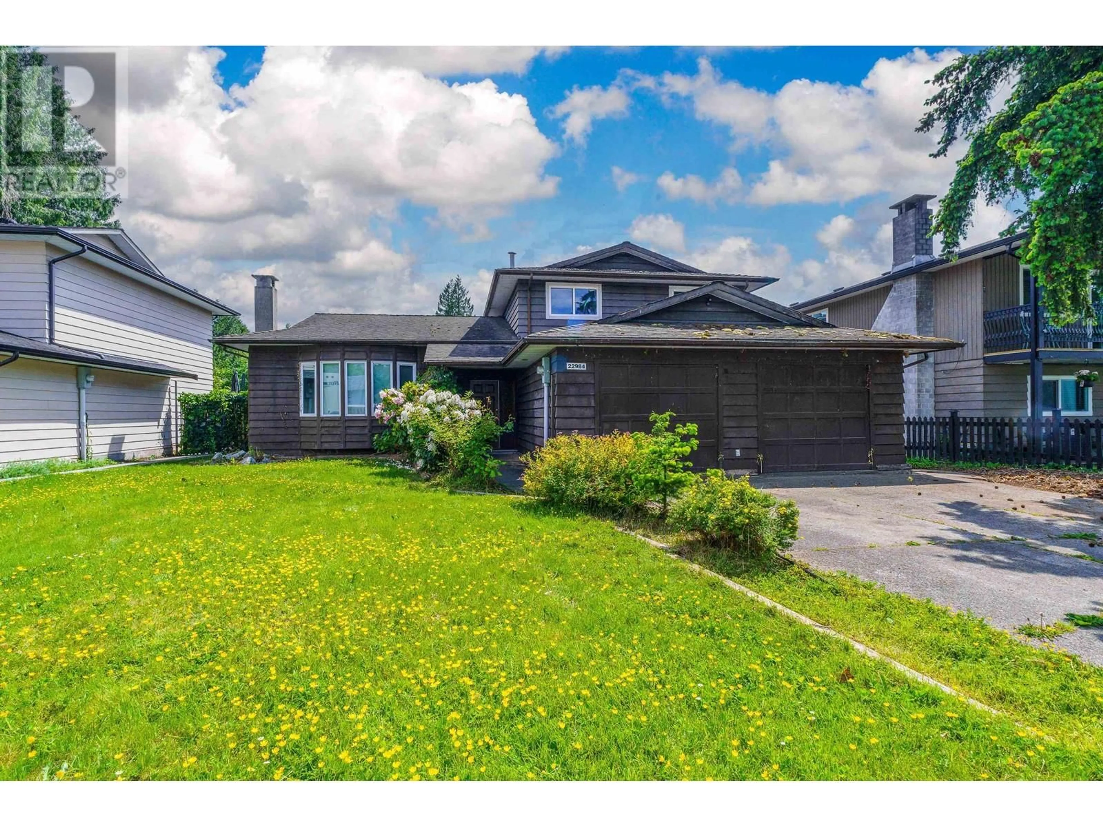Home with vinyl exterior material, street for 22984 CLIFF AVENUE, Maple Ridge British Columbia V2X7Z9