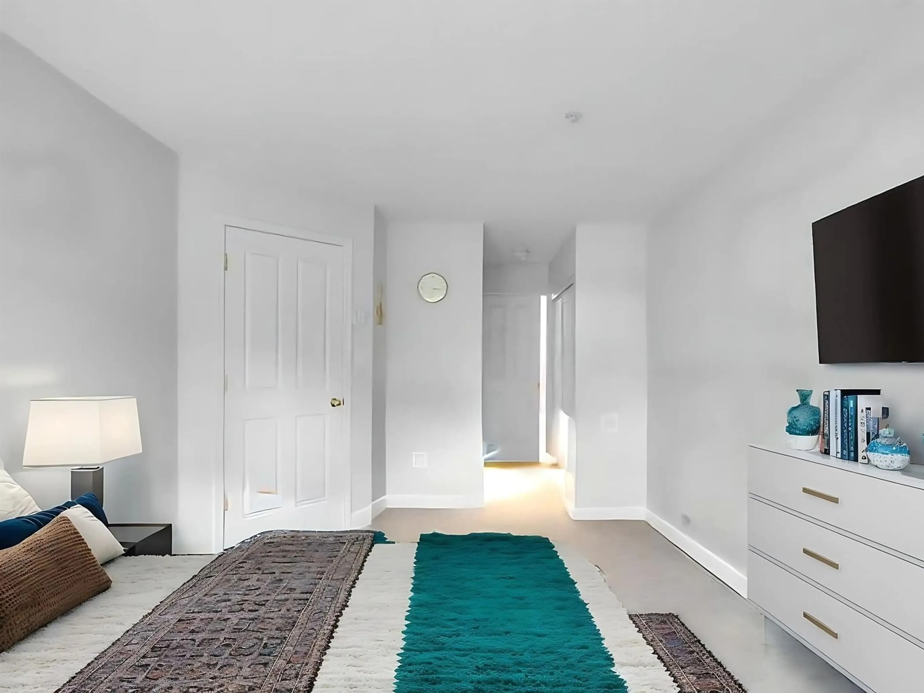 Indoor entryway for 24 - 9977 138 STREET, Surrey British Columbia V3T5E4