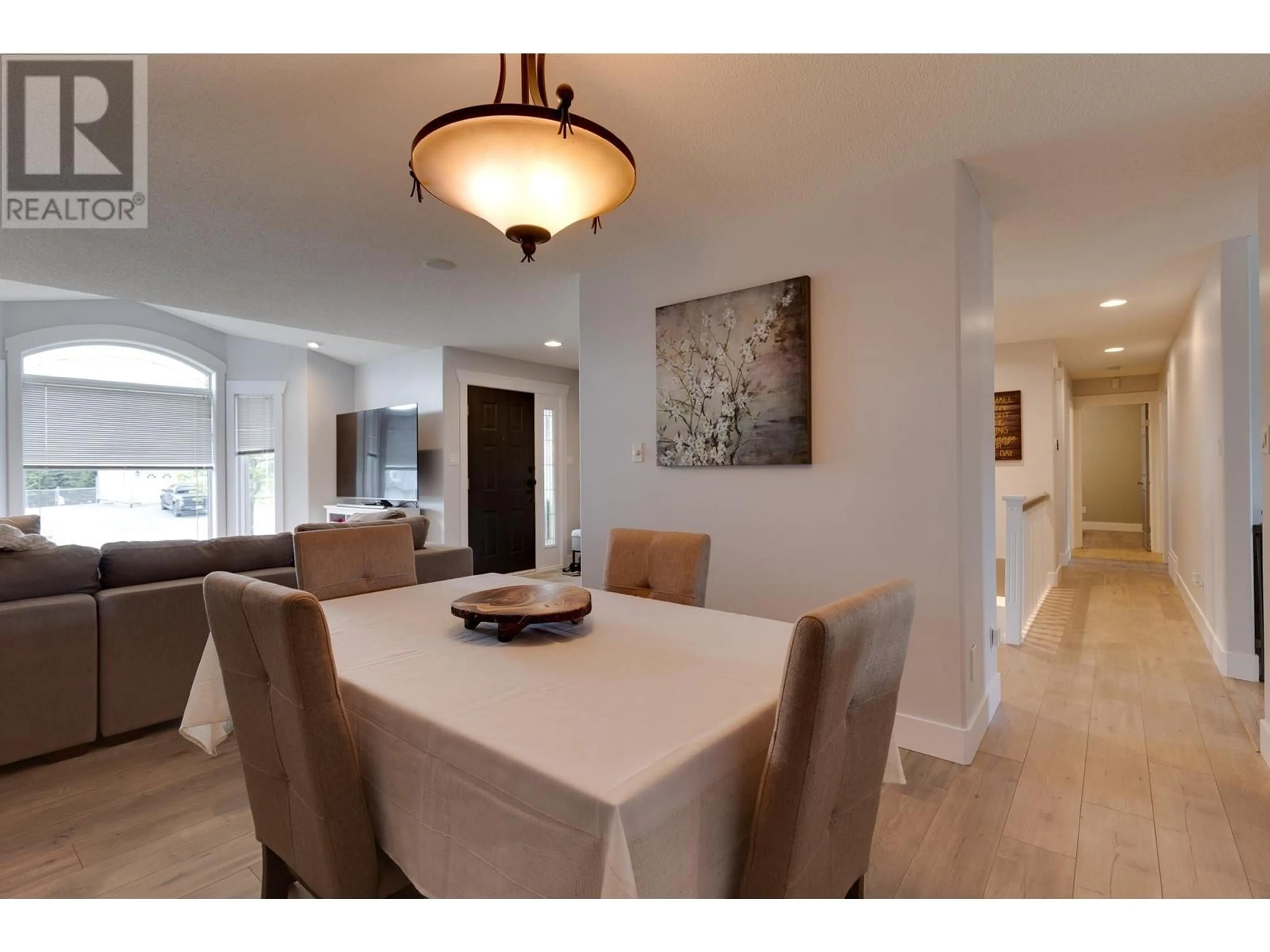 Dining room, ceramic/tile floor for 2600 PARENT ROAD, Prince George British Columbia V2N5G3