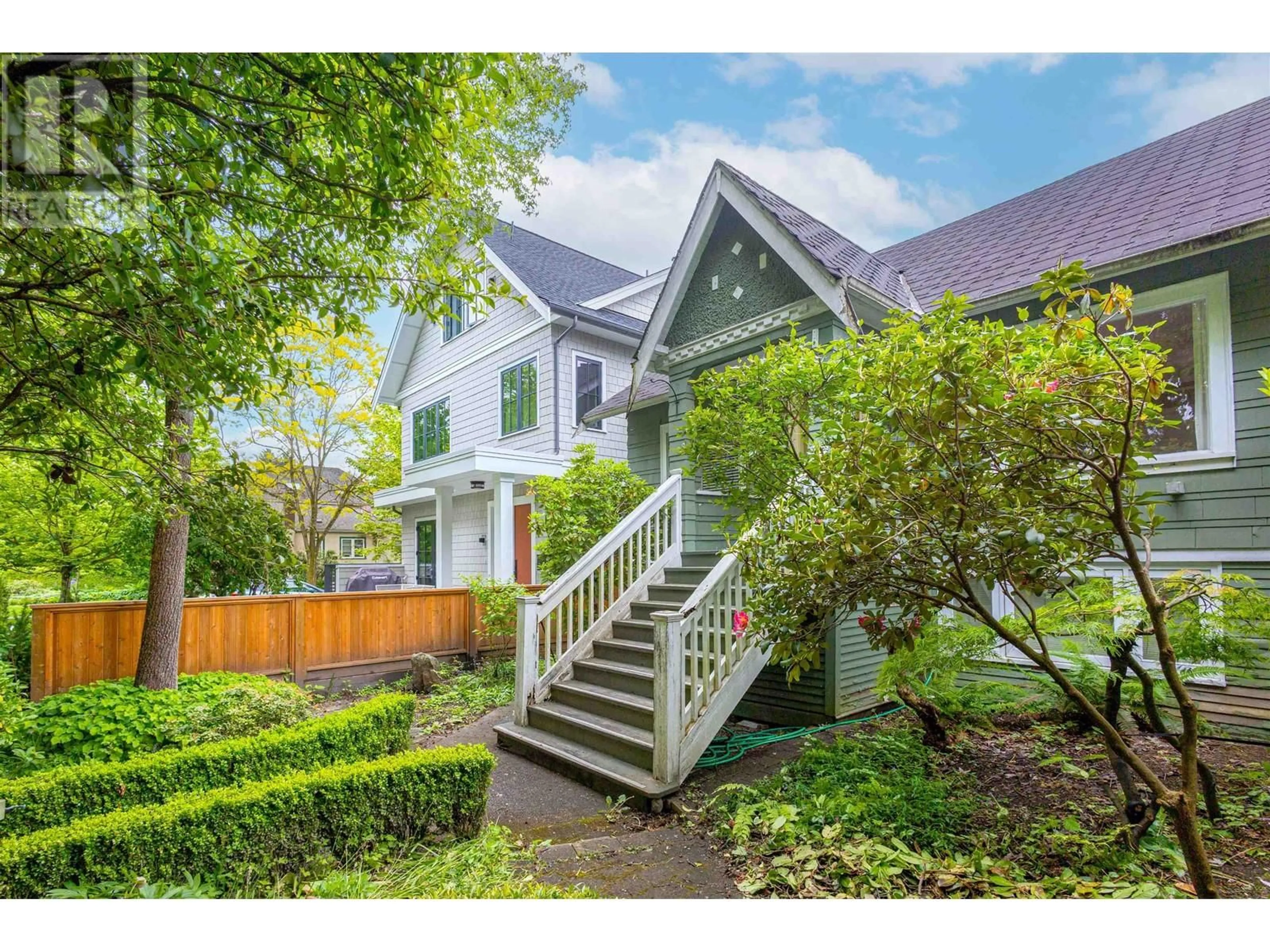 Unknown for 3012 14TH AVENUE, Vancouver British Columbia V6K2X8