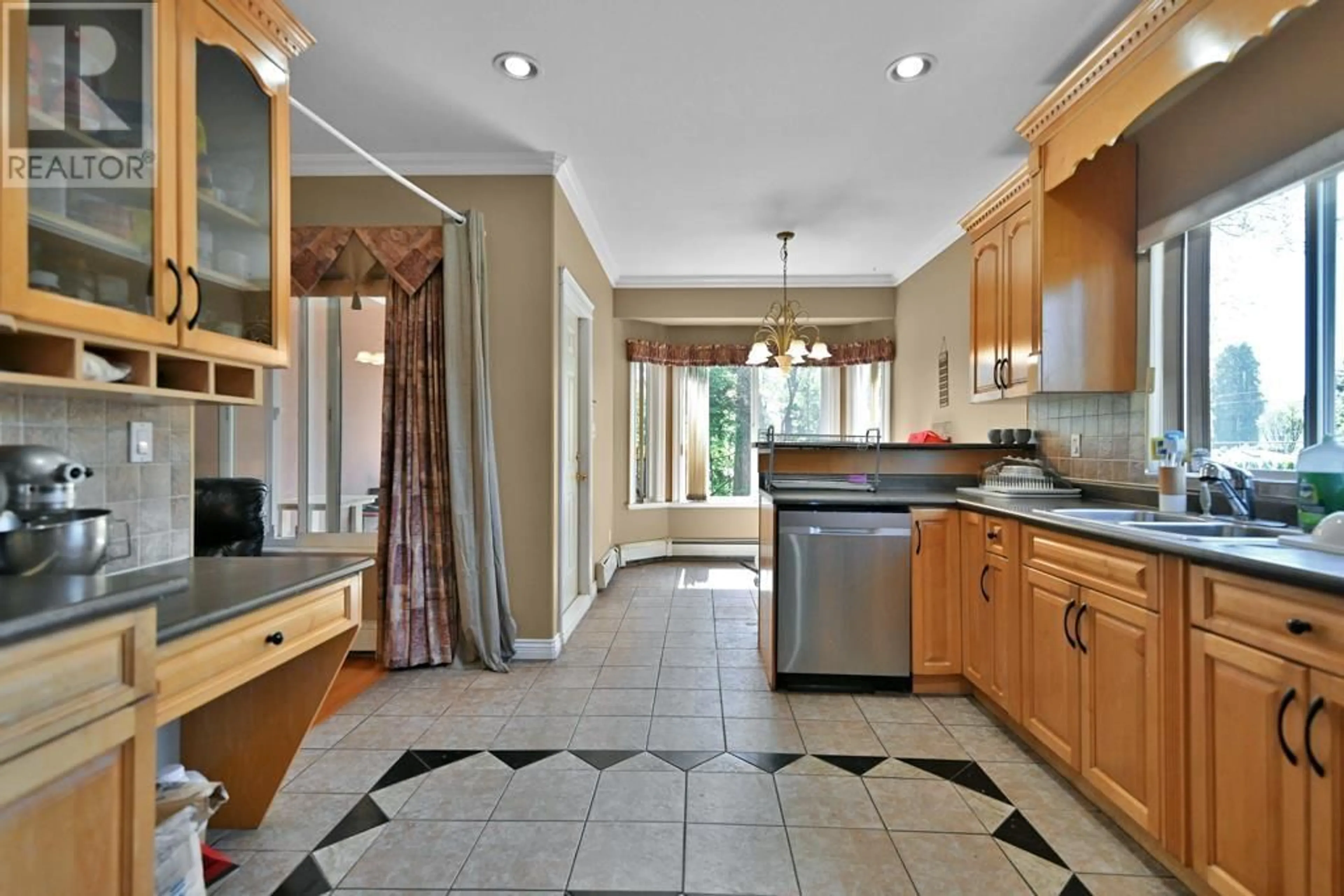 Unknown for 21008 BARKER AVENUE, Maple Ridge British Columbia V2X8R6