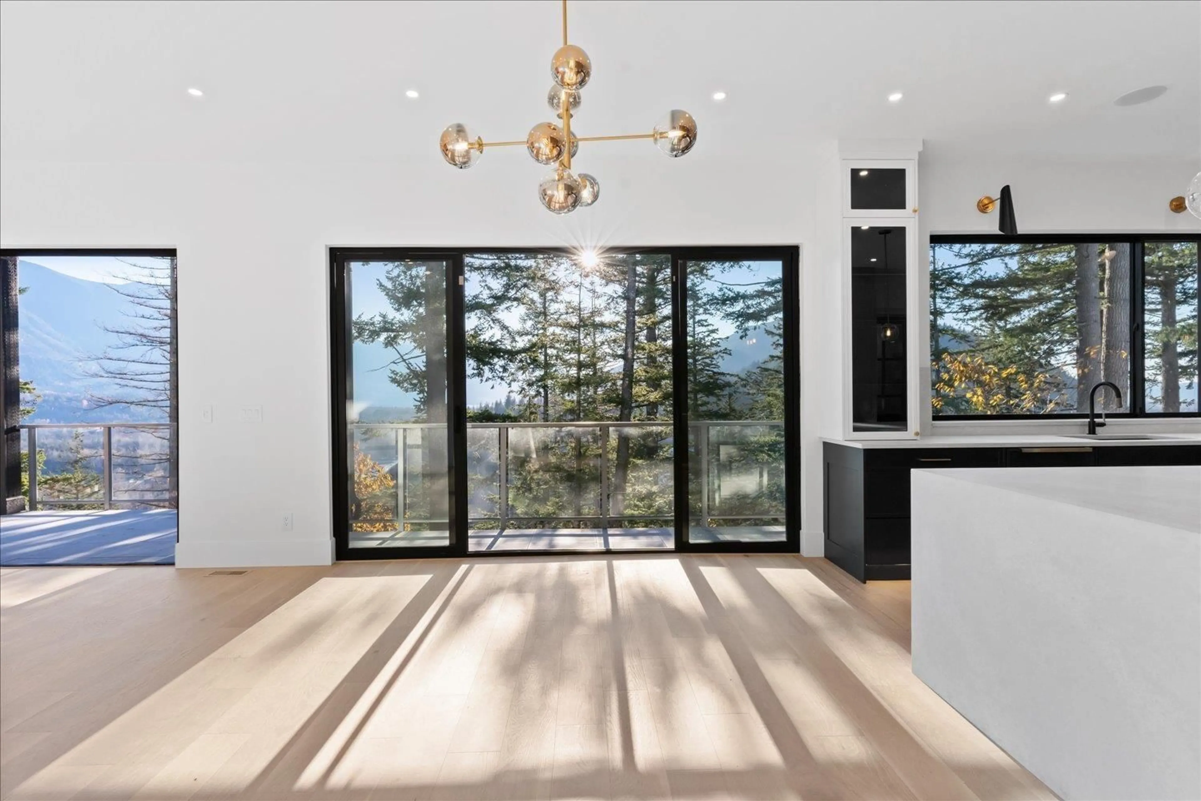 Unknown for 46086 CRESTVIEW DRIVE, Chilliwack British Columbia V2R6G4
