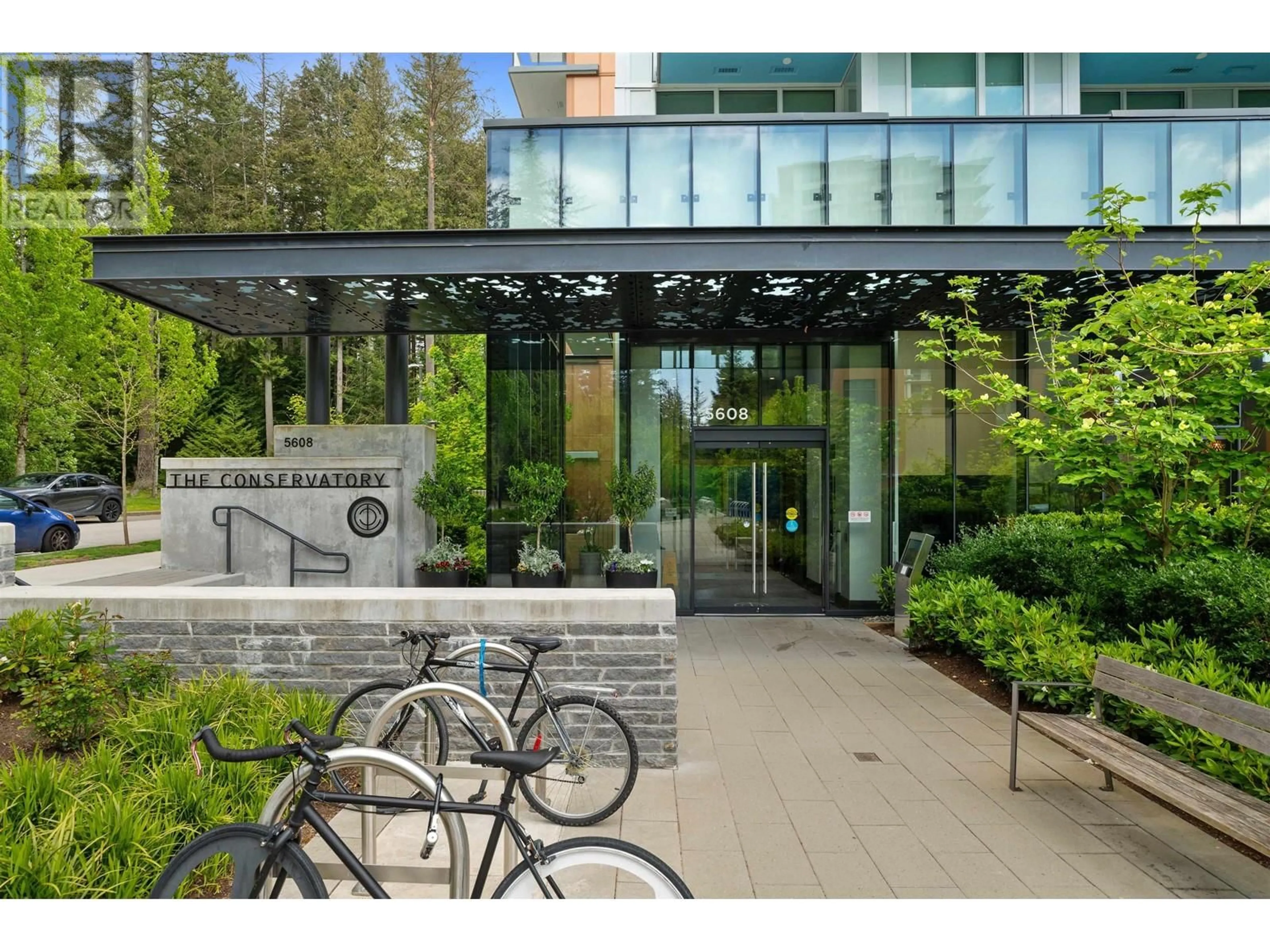 Indoor foyer for 1104 - 5608 BERTON AVENUE, Vancouver British Columbia V6S0M6