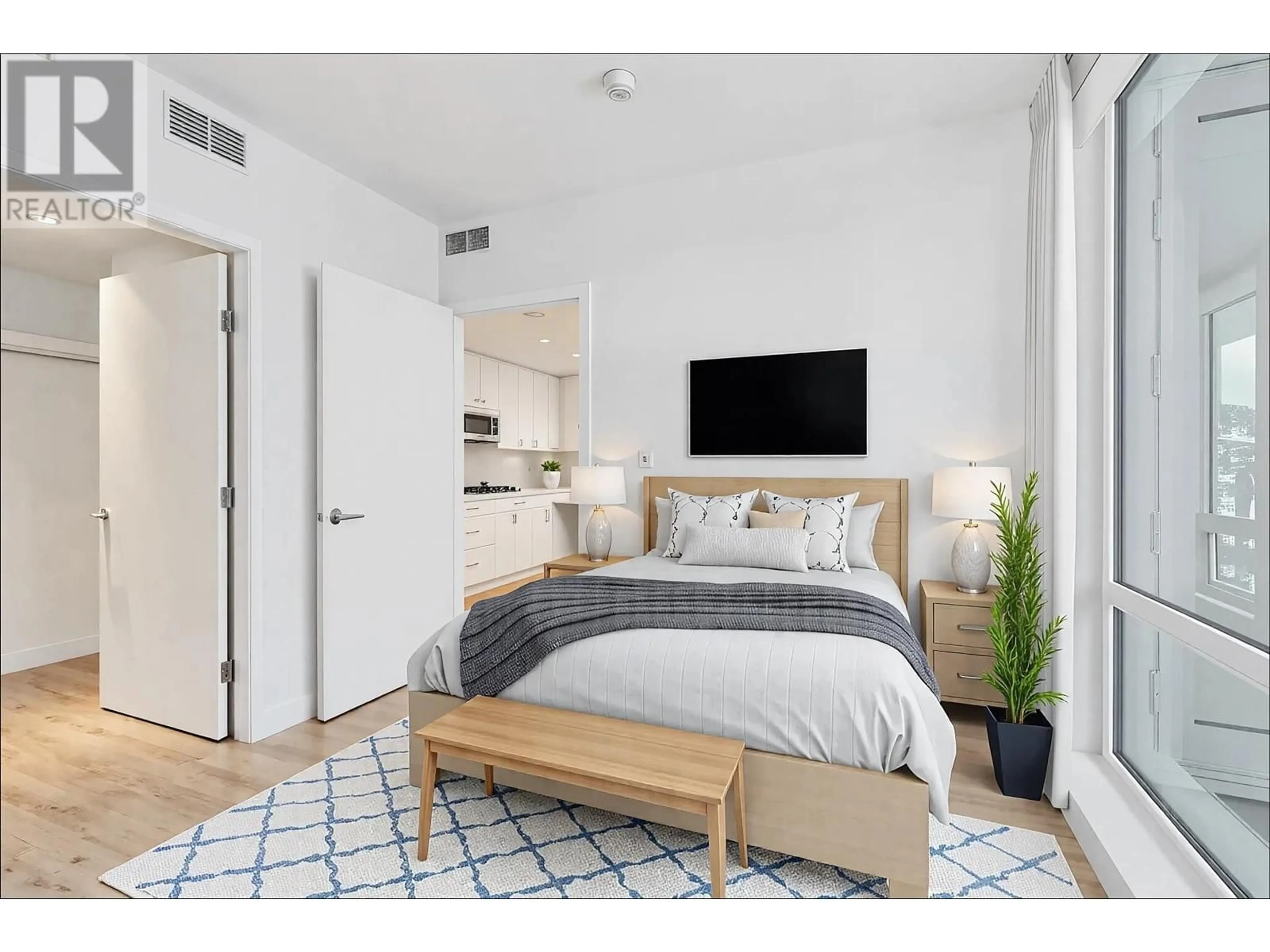 Bedroom with bed, unknown for 904 - 1500 FERN STREET, North Vancouver British Columbia V7J0A9