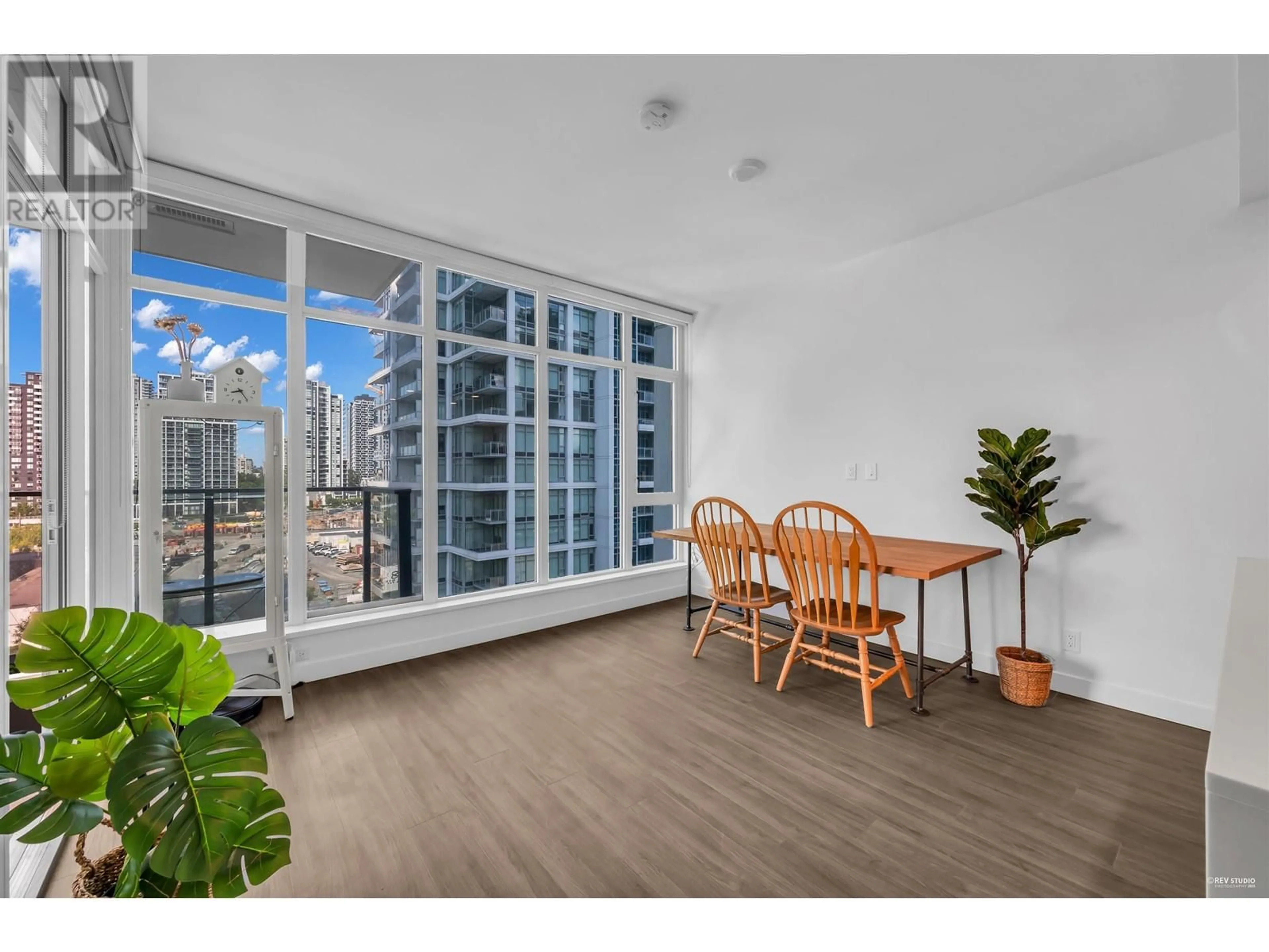 A pic of a room for 1009 - 2311 BETA AVENUE, Burnaby British Columbia V5C0M1