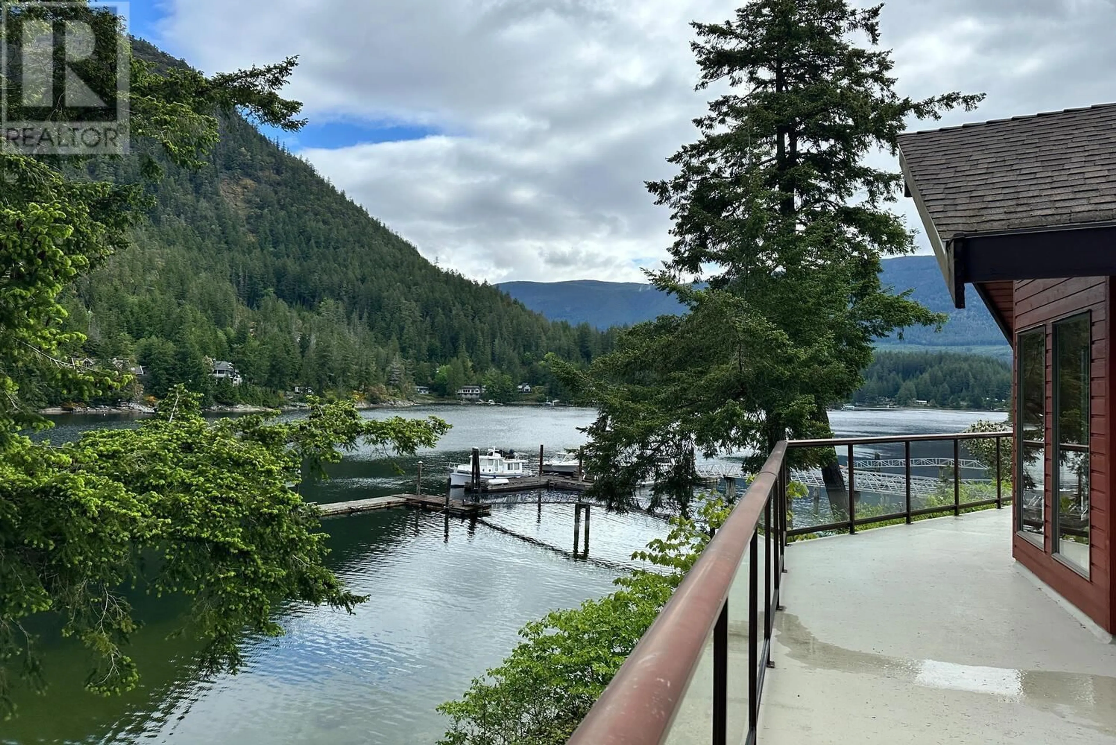 Patio, water/lake/river/ocean view for 13119 NARROWS ROAD, Madeira Park British Columbia V0N2H1