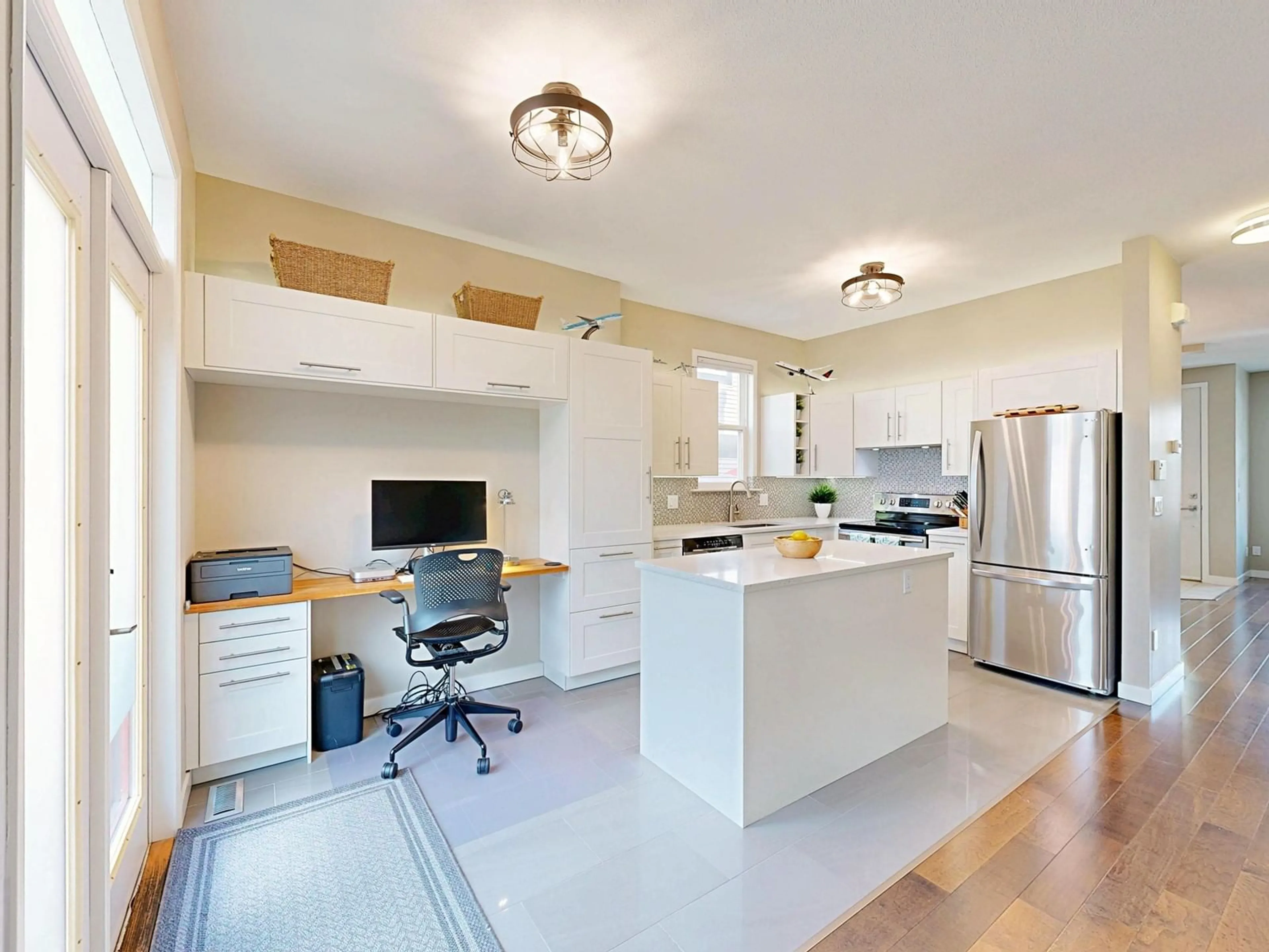 Open concept kitchen, unknown for 14883 57A, Surrey British Columbia V3S8W6