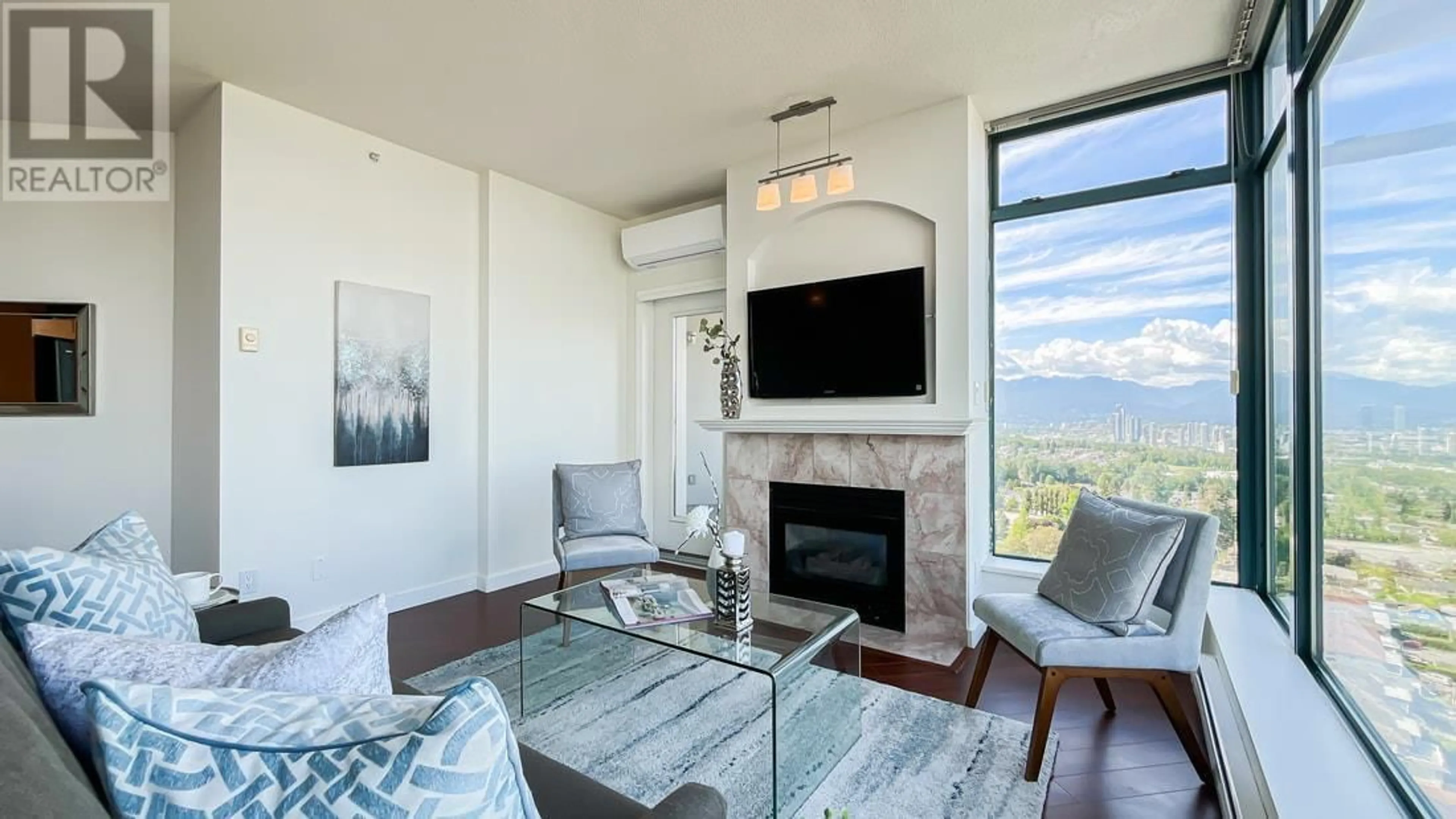 Living room with furniture, unknown for 2202 - 4505 HAZEL STREET, Burnaby British Columbia V5H4T1