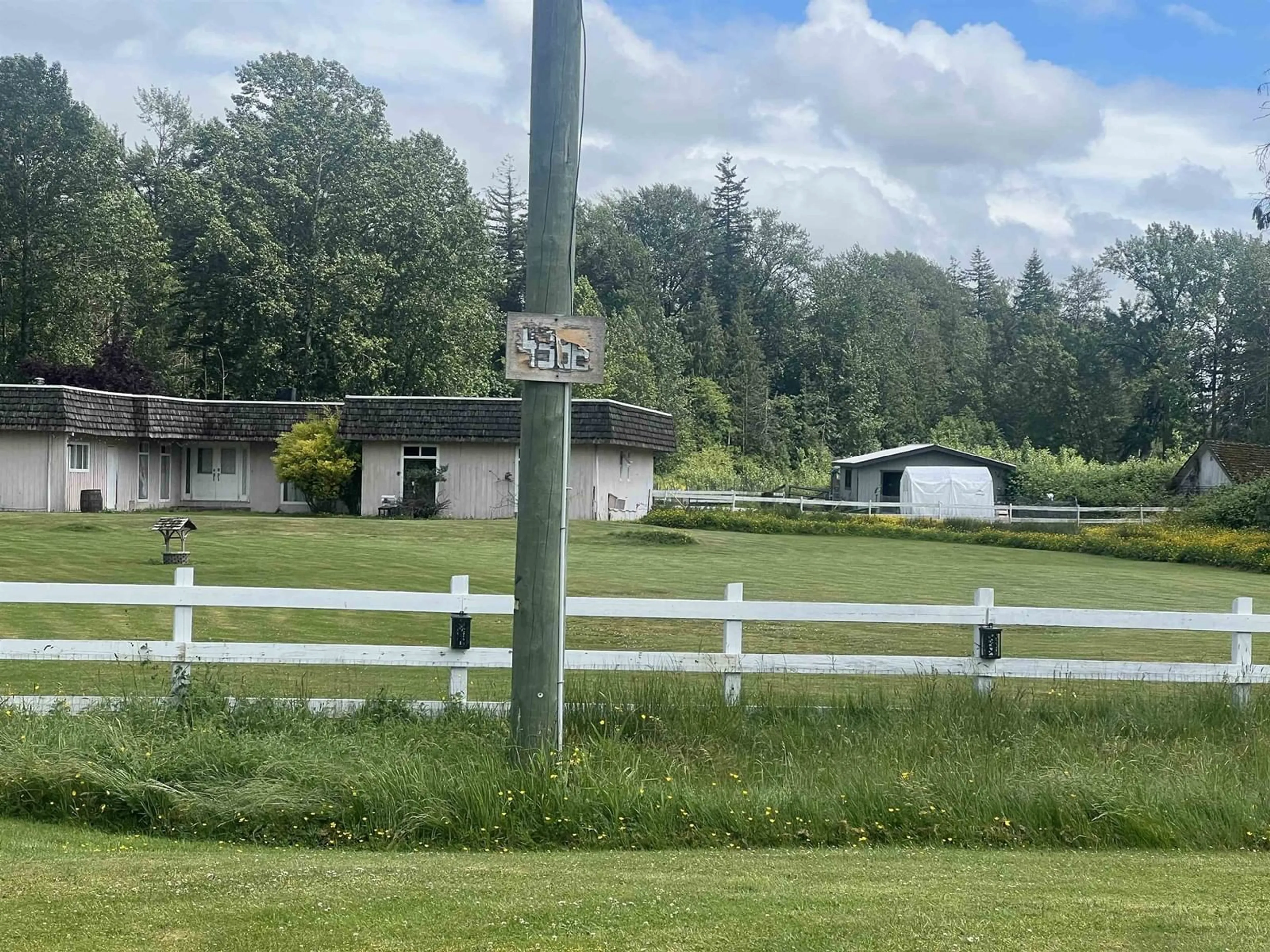 Shed for 4386 224 STREET, Langley British Columbia V2Z2V5