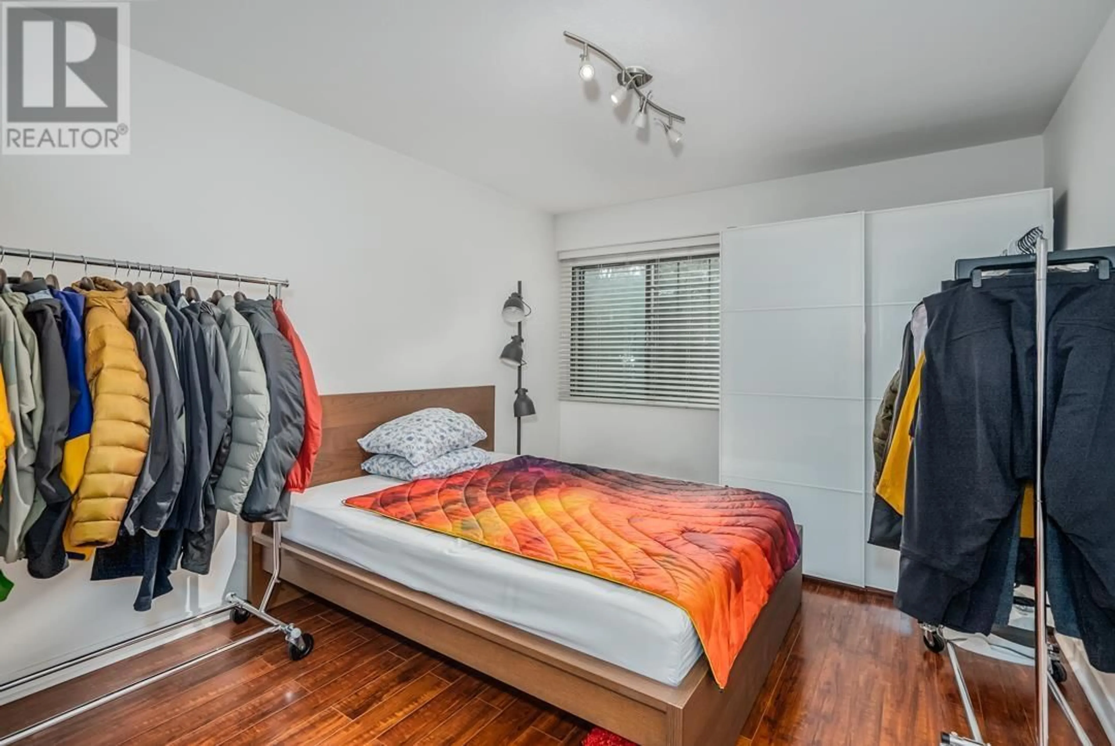 Bedroom with bed, unknown for 111 - 3787 4TH AVENUE, Vancouver British Columbia V6R1P4