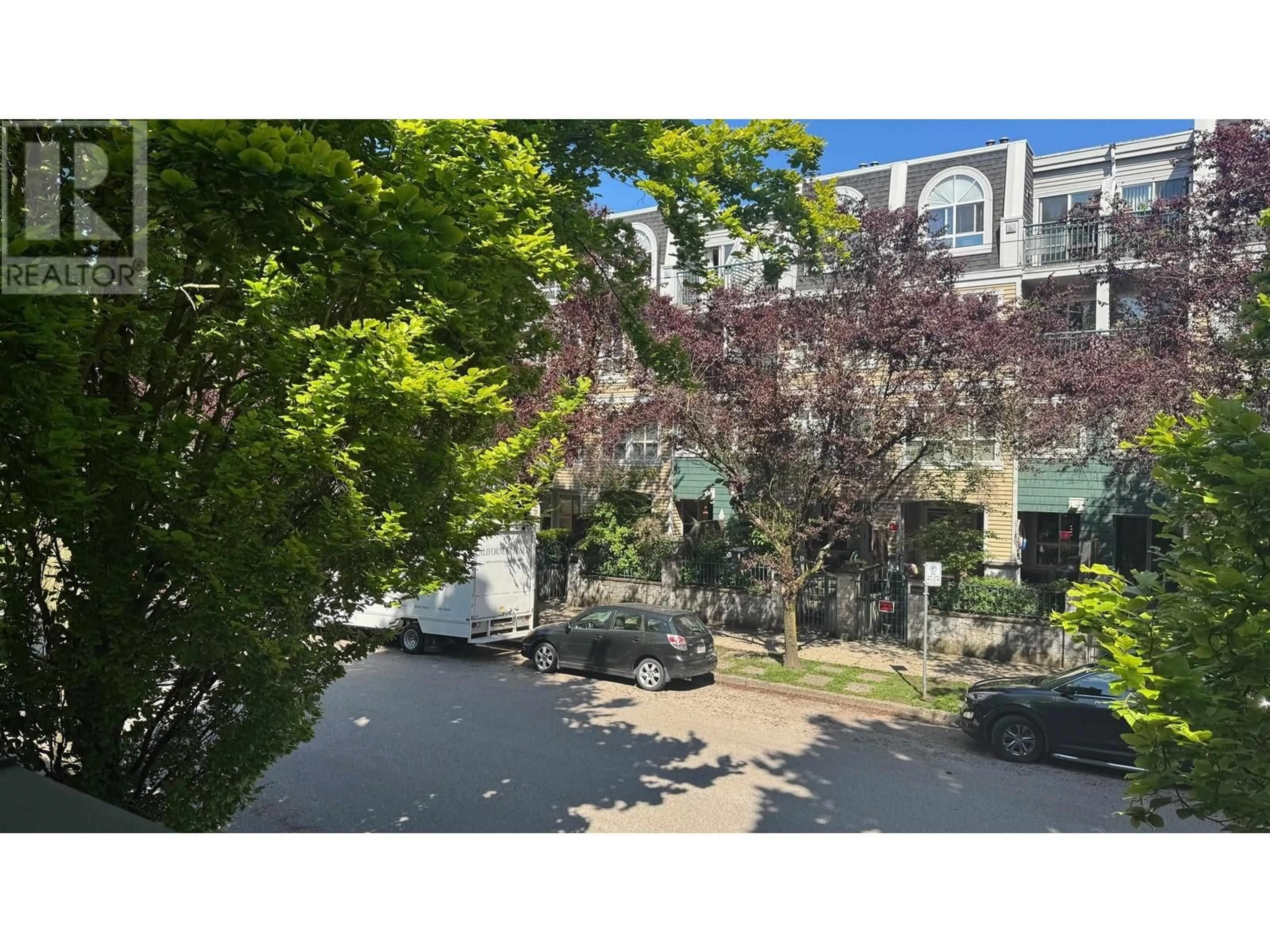 A pic from outside/outdoor area/front of a property/back of a property/a pic from drone, street for 104 - 3255 HEATHER STREET, Vancouver British Columbia V5Z3K4