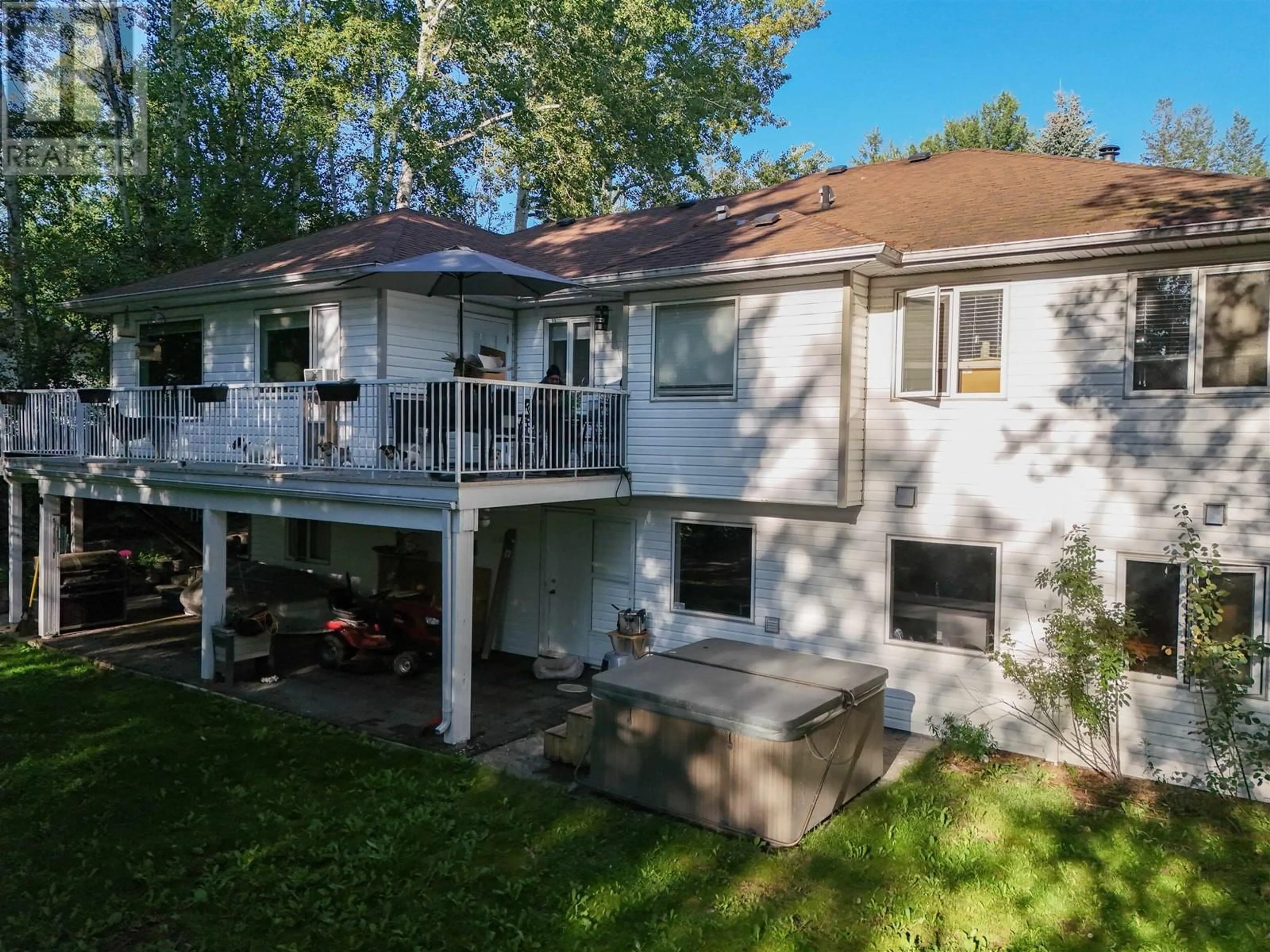 A pic from outside/outdoor area/front of a property/back of a property/a pic from drone, unknown for 221 PHILLIPS ROAD, Quesnel British Columbia V2J4G6