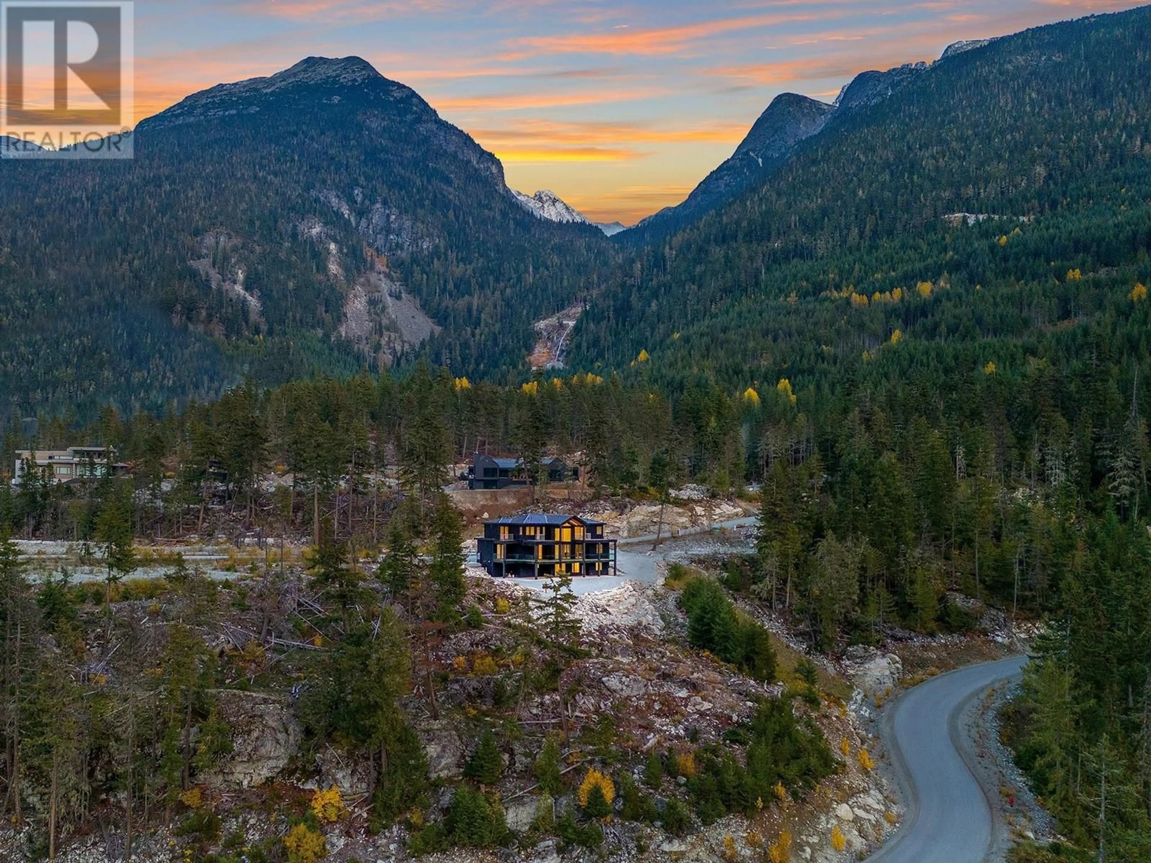 A pic from outside/outdoor area/front of a property/back of a property/a pic from drone, mountain view for 9333 WARBLER WAY, Whistler British Columbia V8E1M1