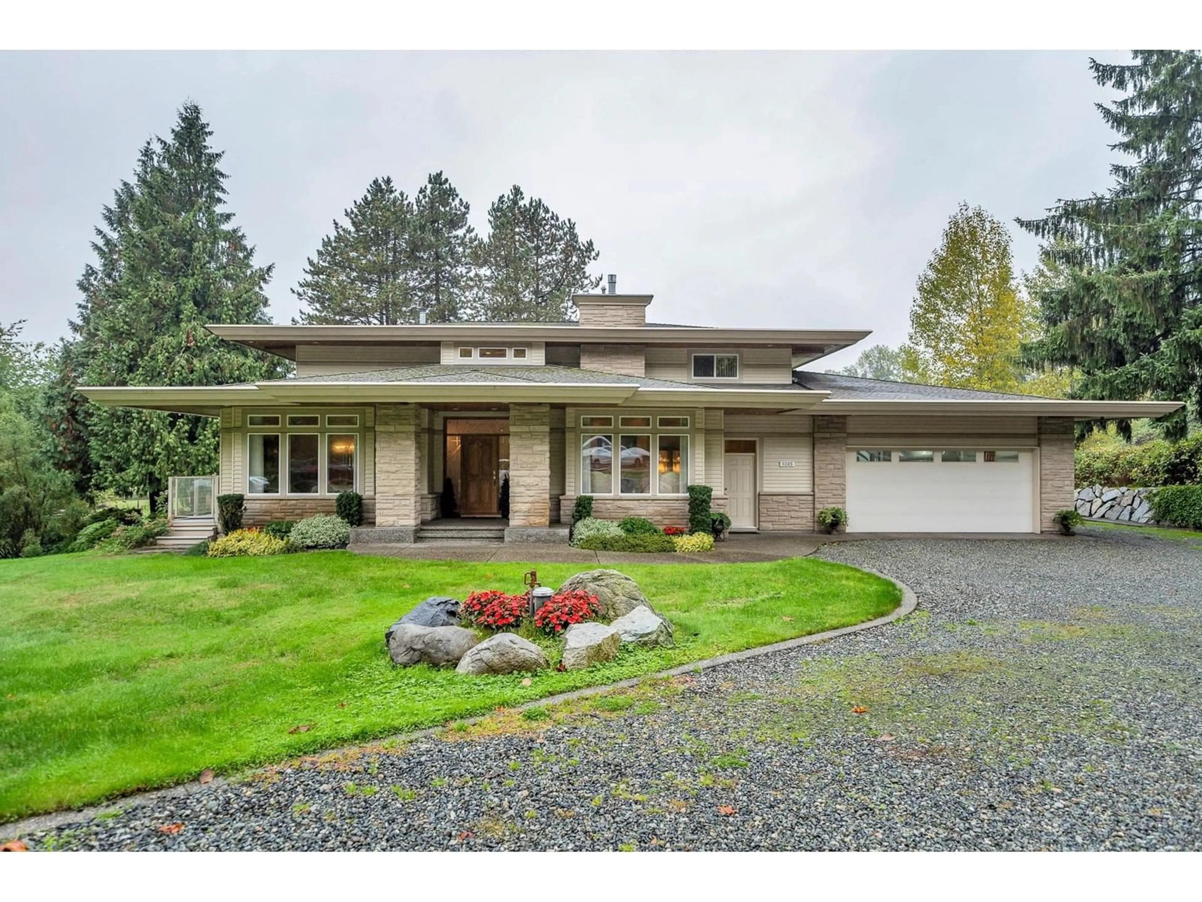 Home with vinyl exterior material, street for 9385 173A, Surrey British Columbia V4N6H6
