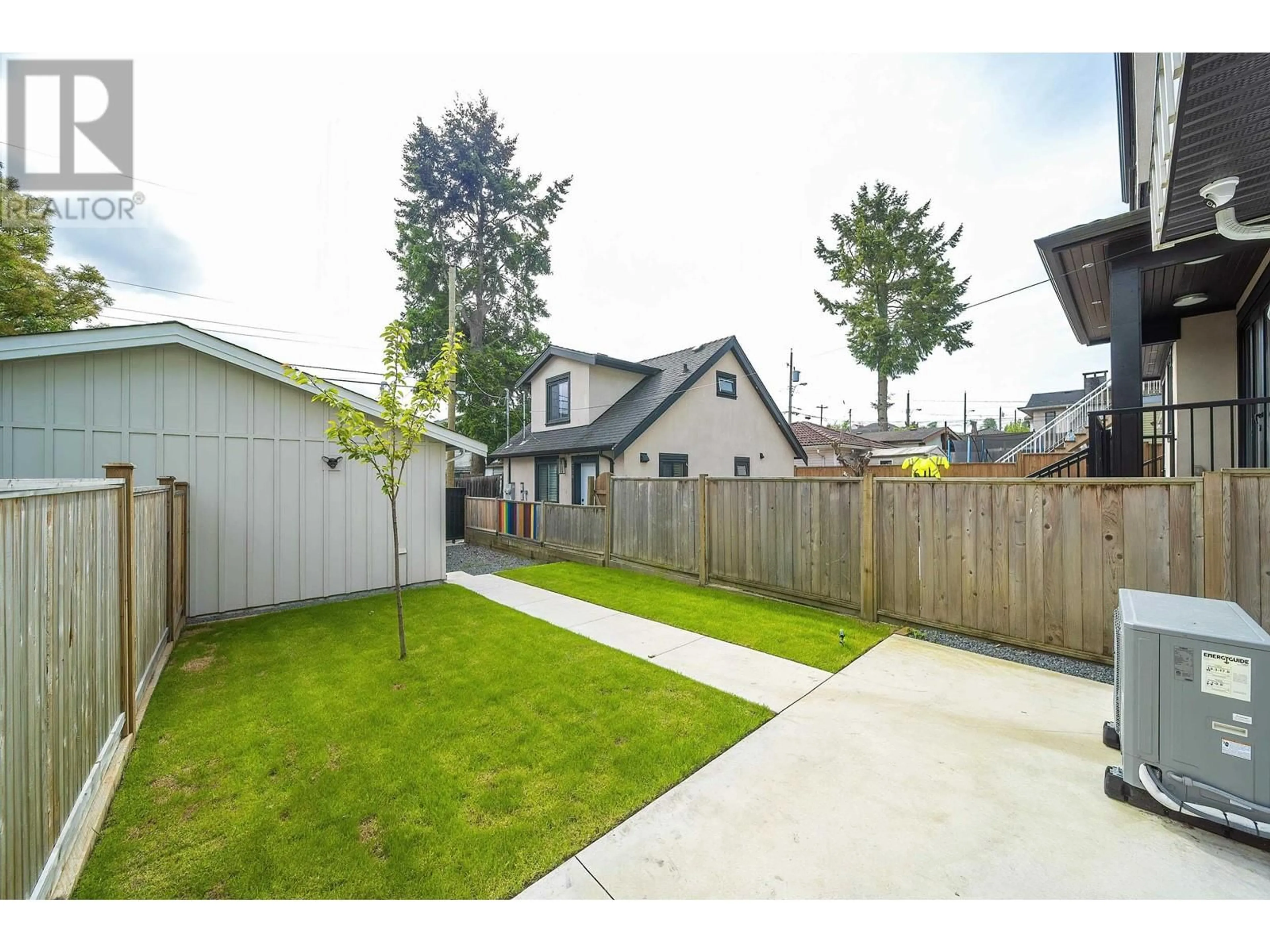 Unknown for 4722 HENRY STREET, Vancouver British Columbia V5V4Z3