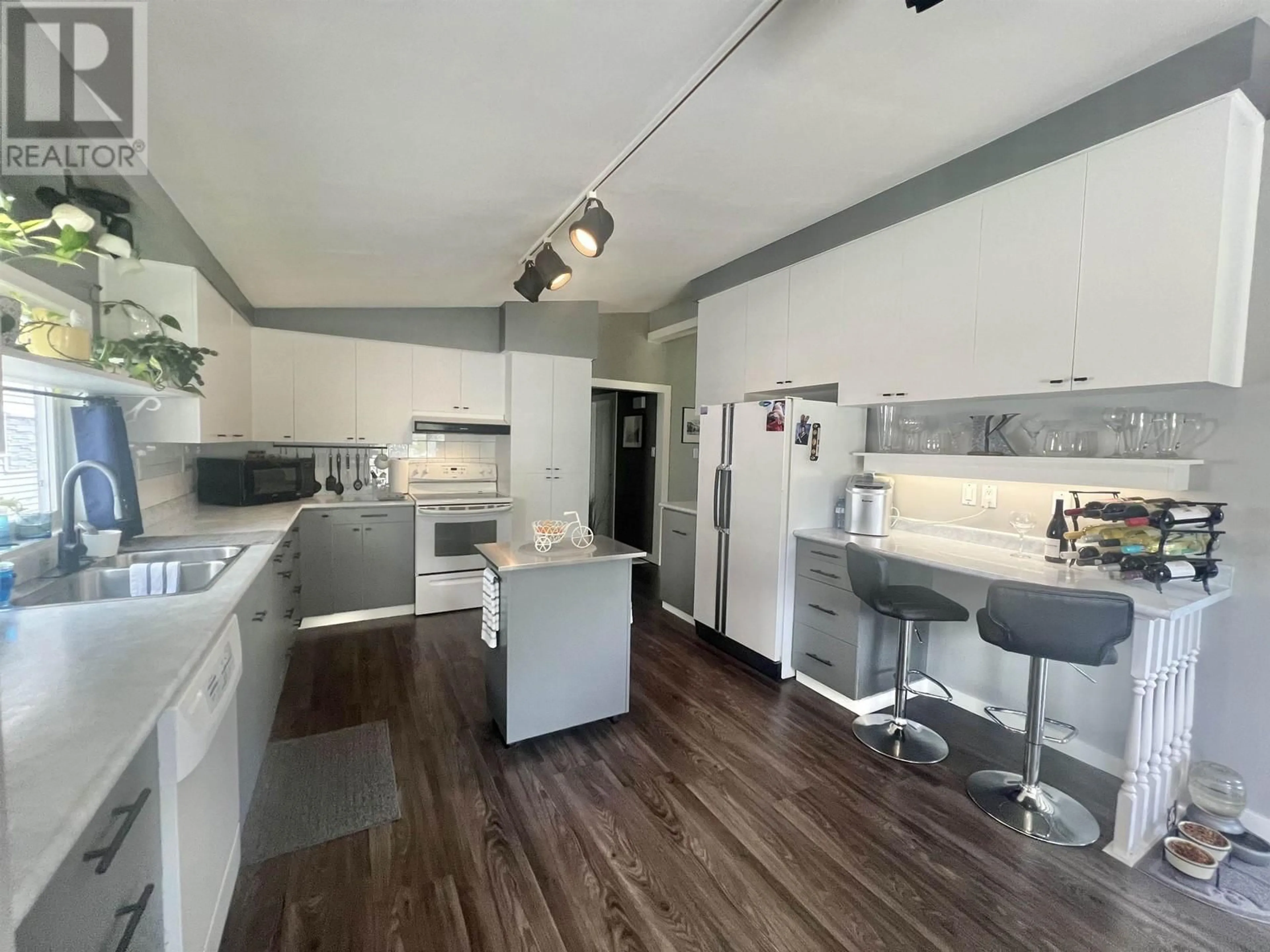 Open concept kitchen, unknown for 125 CRESTVIEW DRIVE, Prince Rupert British Columbia V8J2Z4