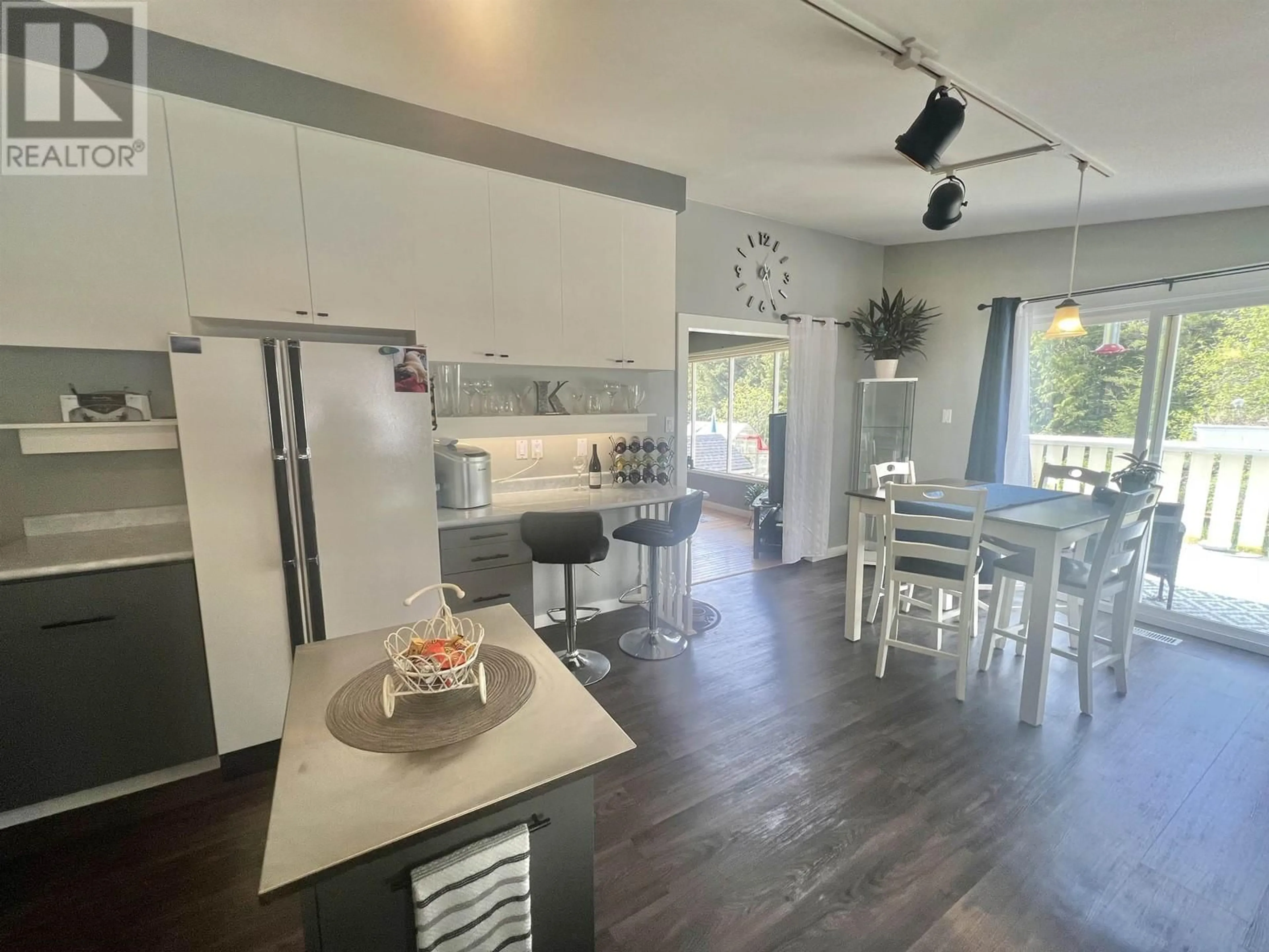 Open concept kitchen, unknown for 125 CRESTVIEW DRIVE, Prince Rupert British Columbia V8J2Z4